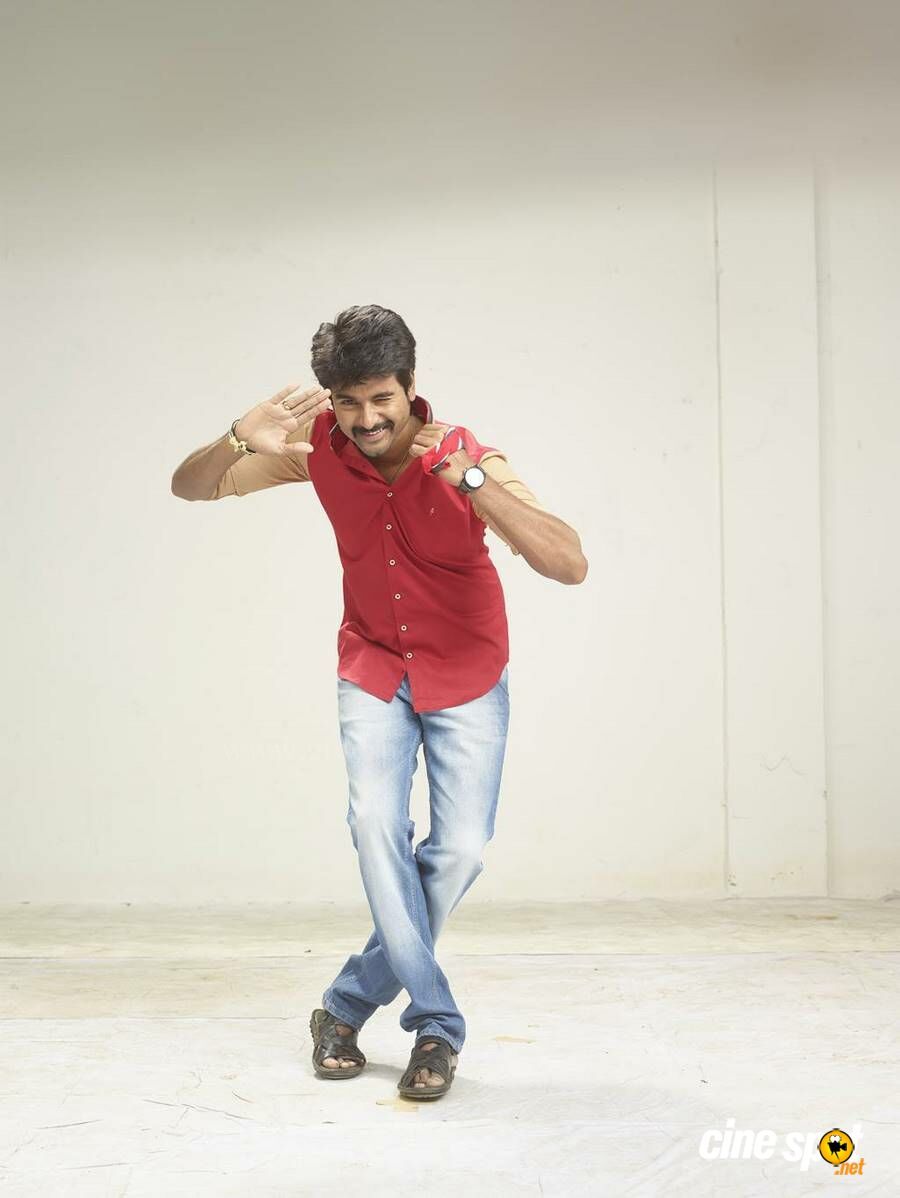 Sivakarthikeyan Photohoot in Rajini Murugan