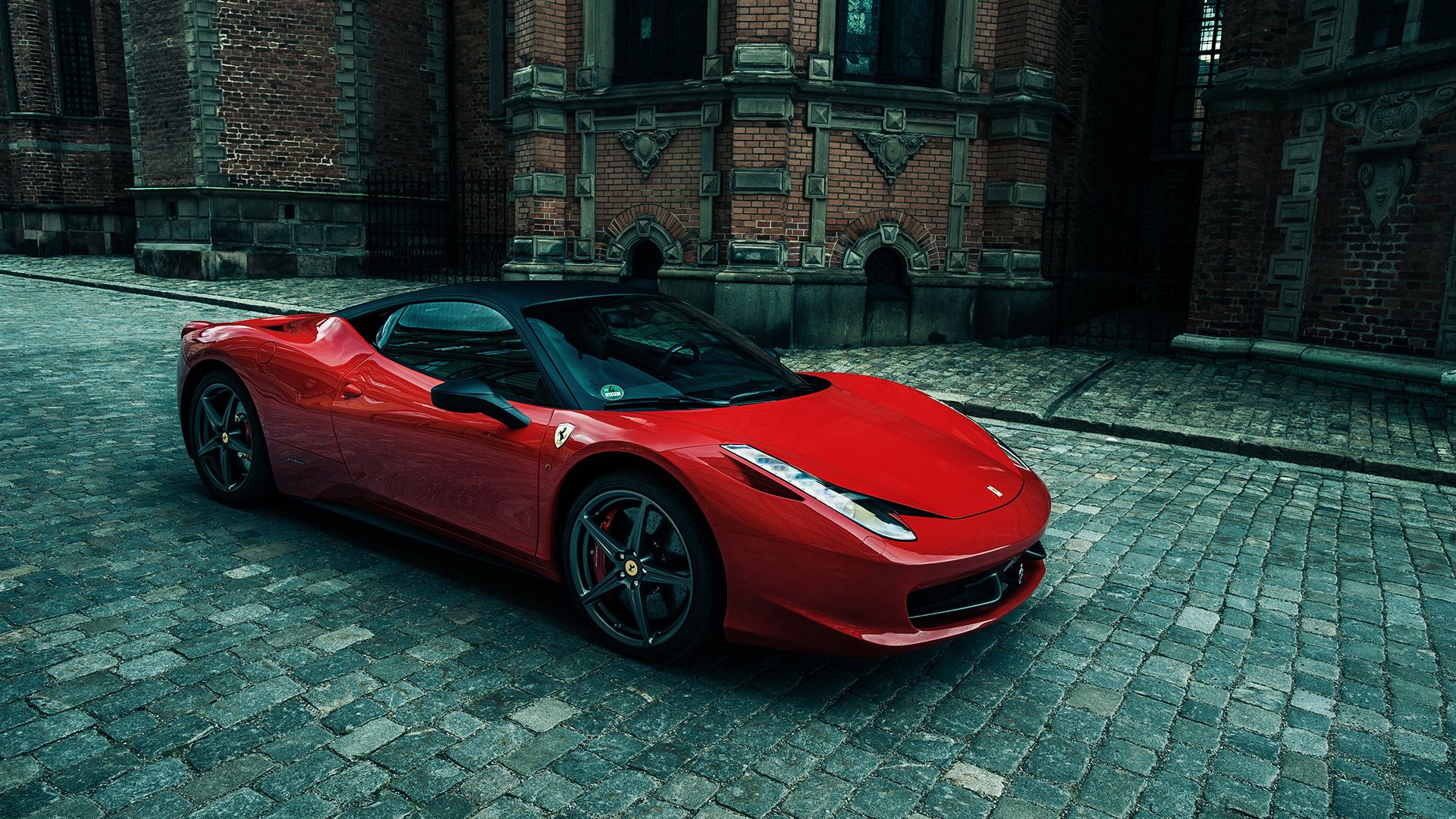 Sporty Ferrari 458 Italia Wallpaper