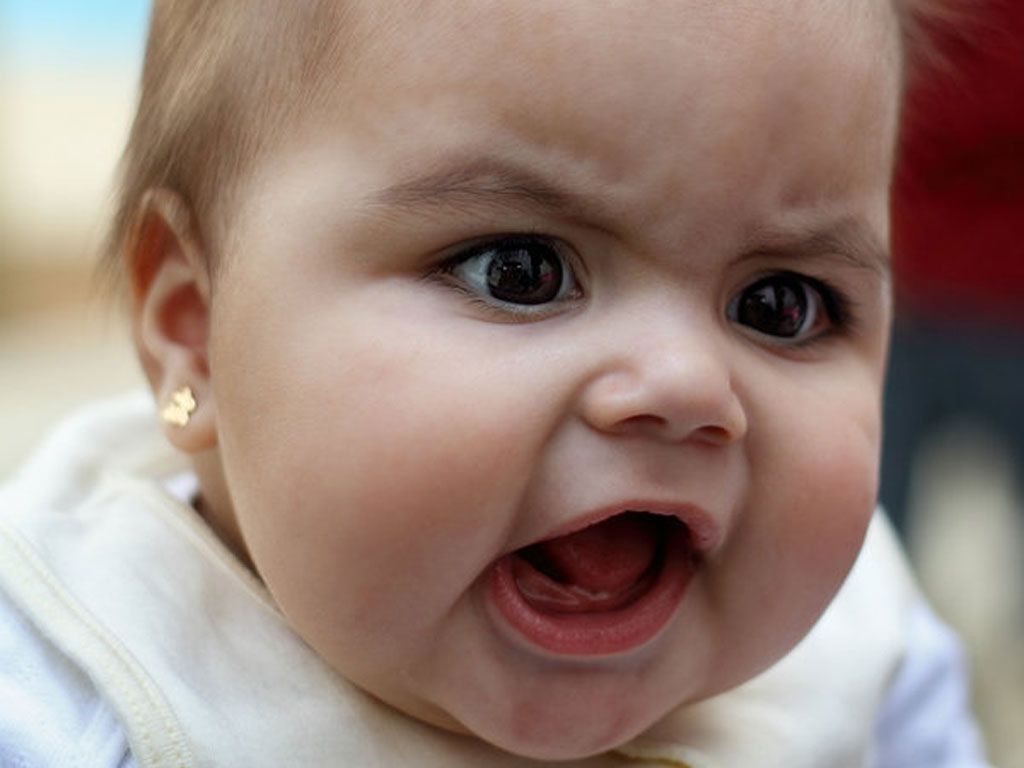 Angry Baby Wallpaper HD