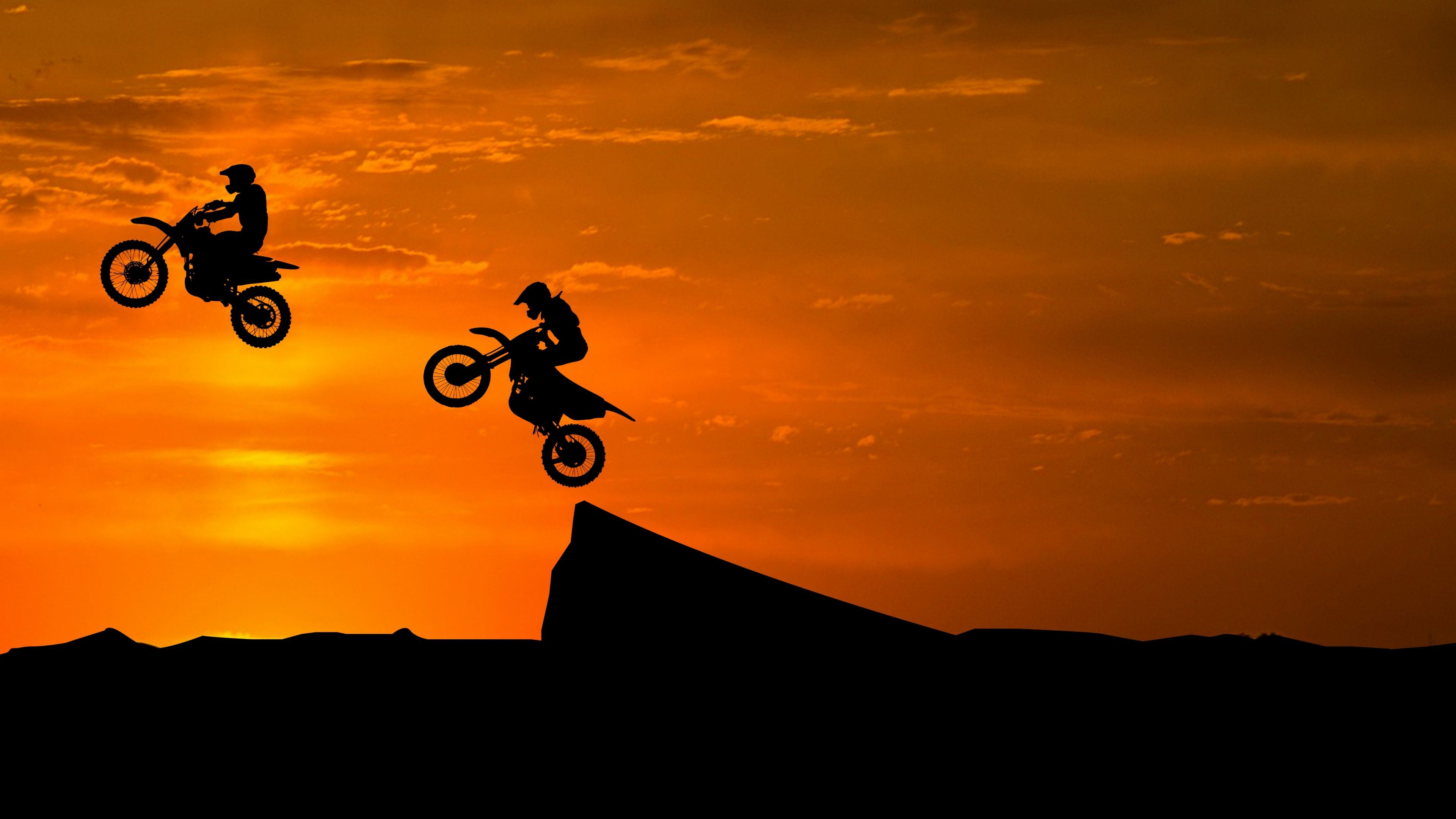 downloading Sunset Bike Racing - Motocross