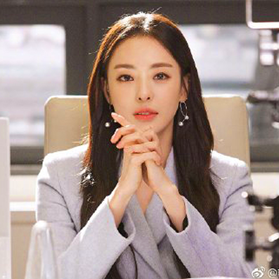 Beauty Inside Lee Da Hee Inspired Earrings 011. Beauty inside, Beauty, Korean actresses