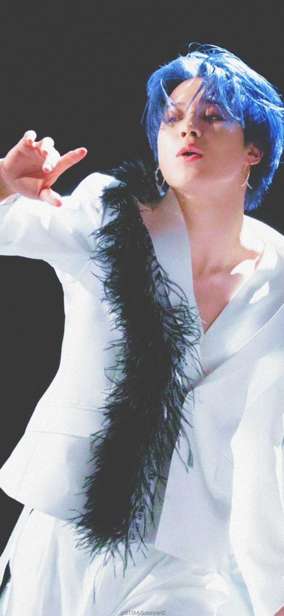 Black Swan' Official MV Photo Sketch Lockscreen // Wallpaper. Bts wallpaper, Jimin hot, Park jimin