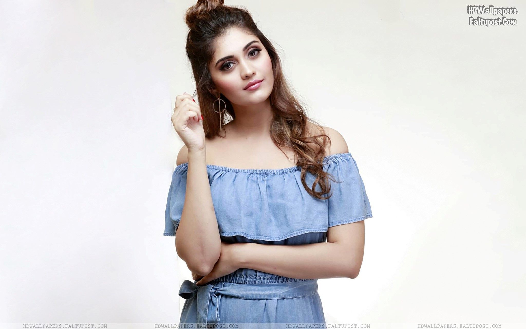 Surabhi Actress HD Wallpaper