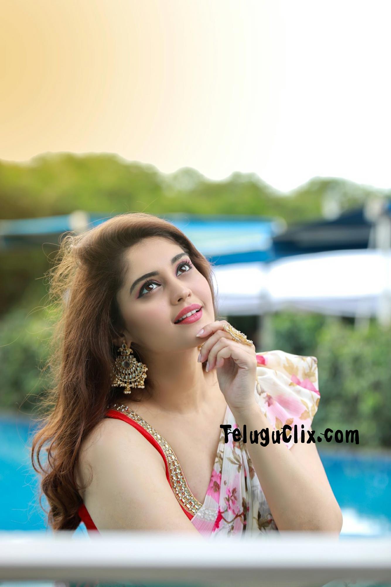 Surbhi Old Latest New Recent HD HQ Photo image Stills Pics