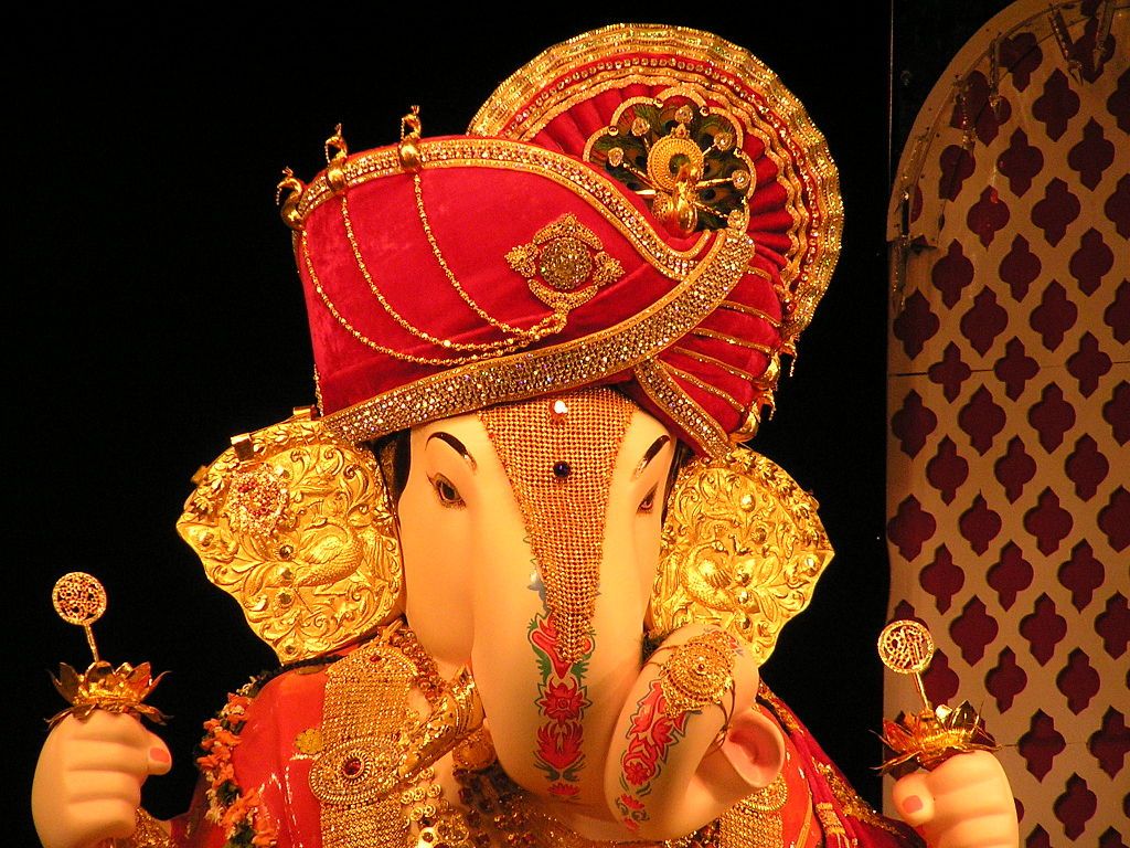 File10 Dagdusheth Halwai Ganpati Ganesha Deity Indiajpg  Wikimedia  Commons