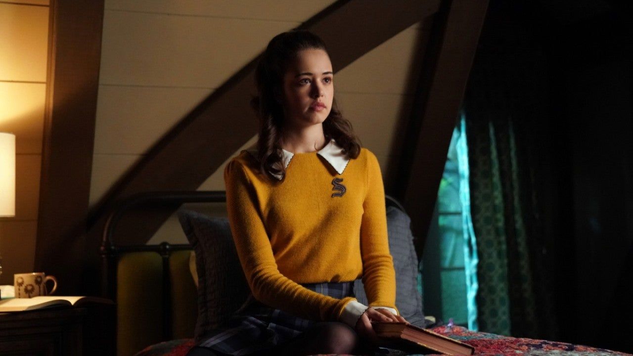 Legacies' Star Kaylee Bryant Details Her Character's Struggles and Relationship With Hope (Exclusive)