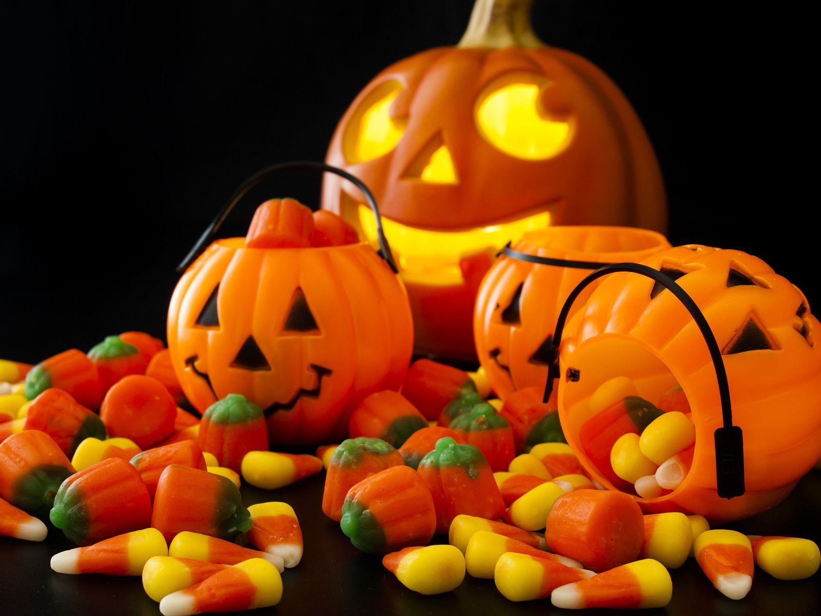 halloween candy candy, Halloween cans, Halloween