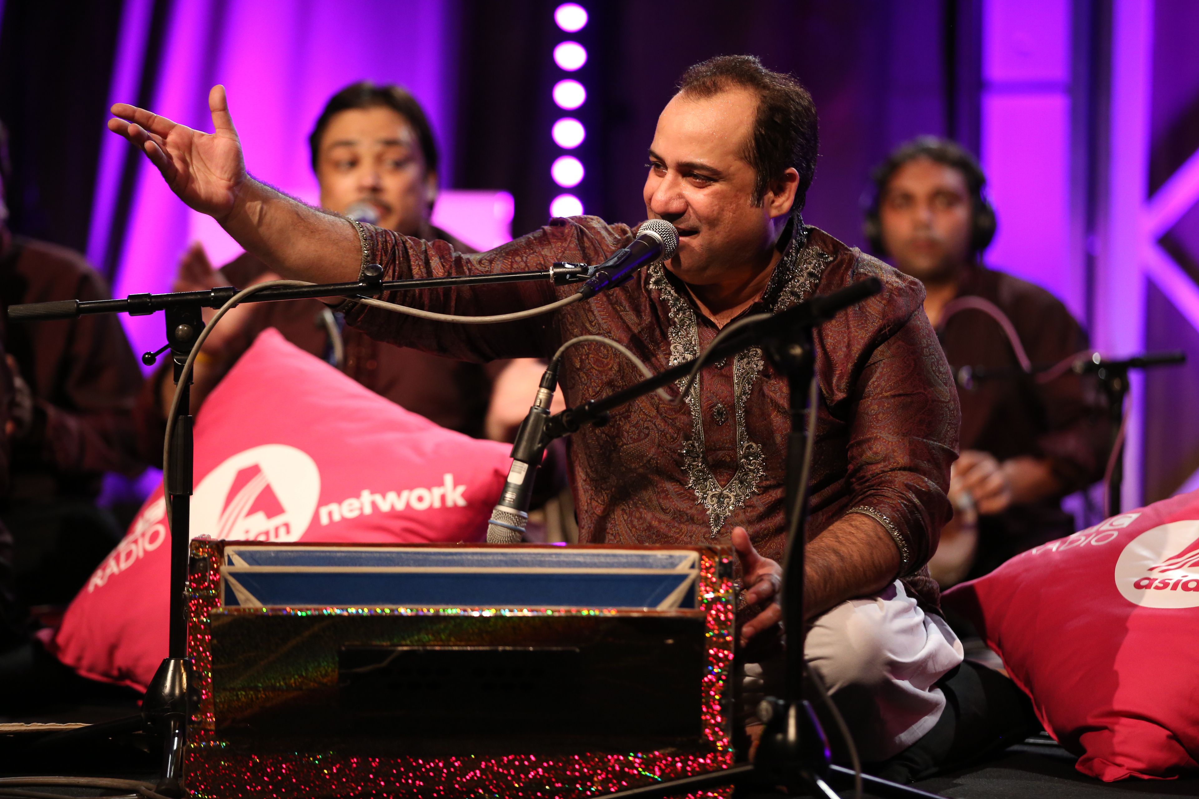 Listen! Rahat Fateh Ali Khan