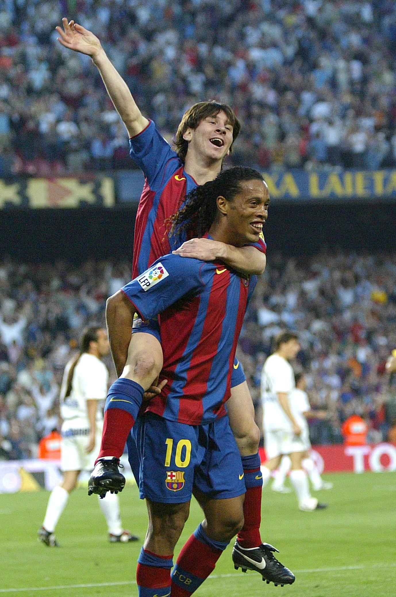 Messi and Ronaldinho wallpapers  MH10  Wallpapers Arena  Facebook