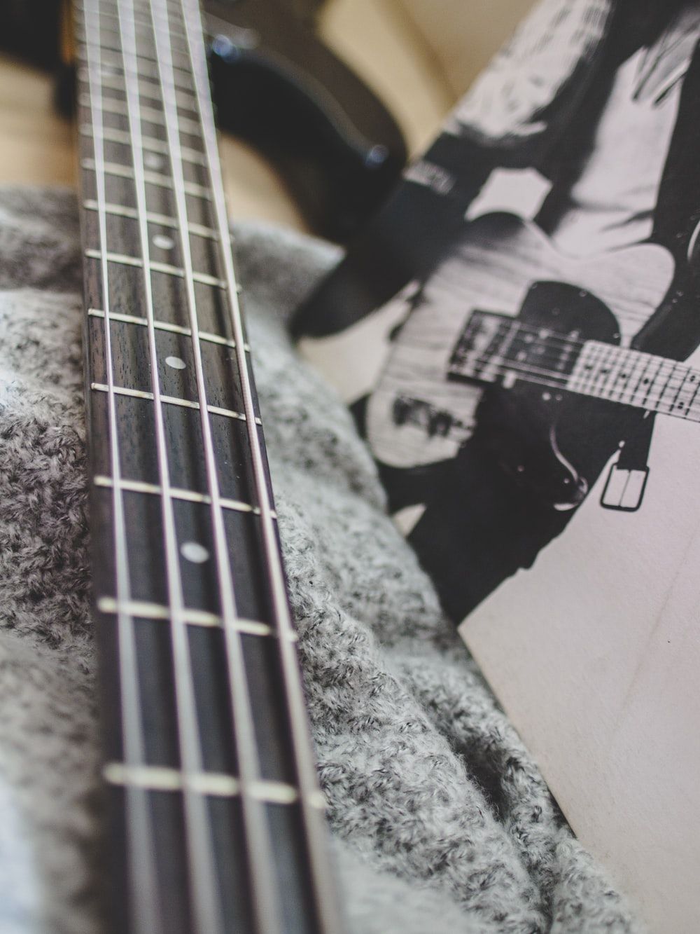 Bass Guitar Picture [HD]. Download Free Image