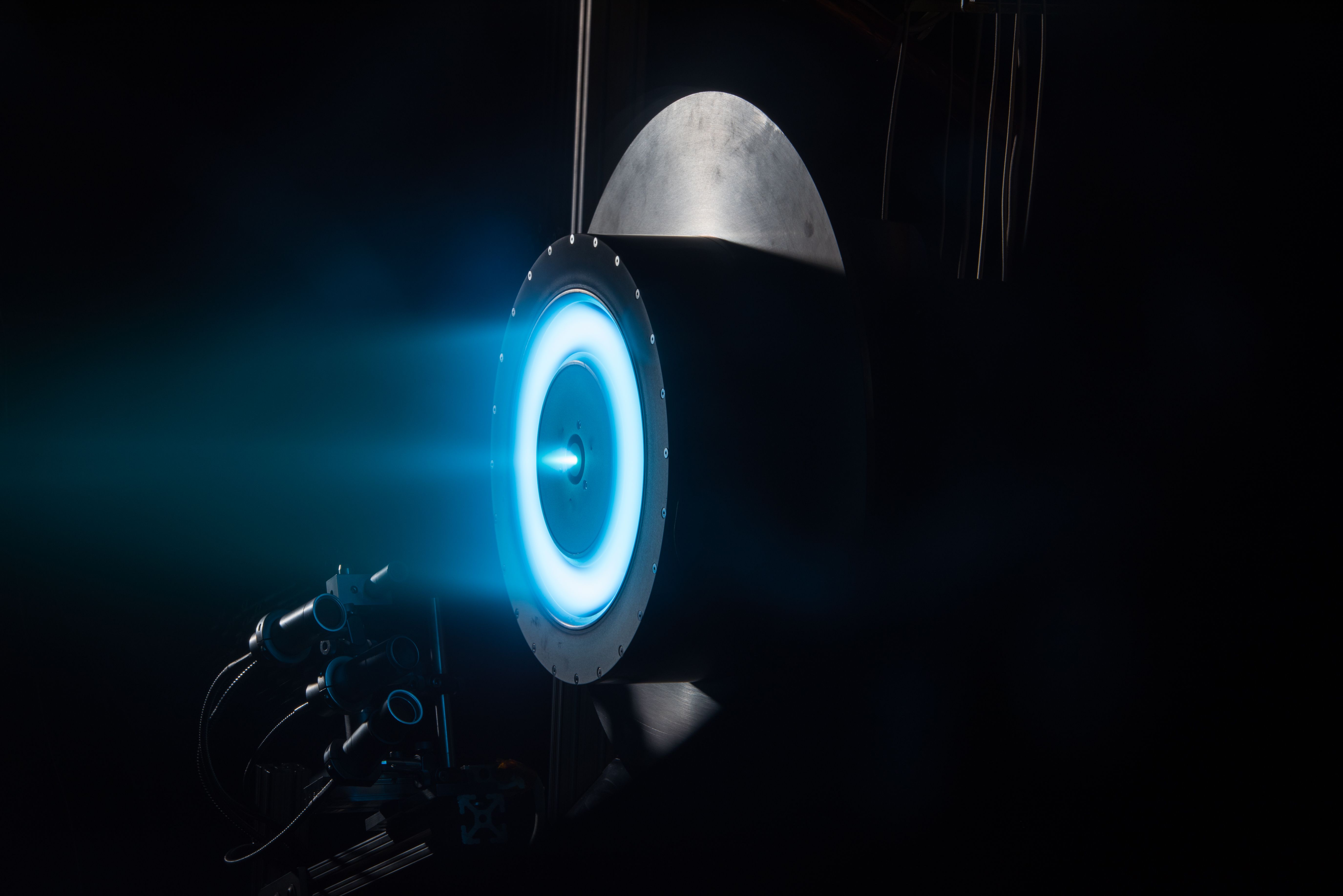 NASA gives solar ionic propulsion a monster boost