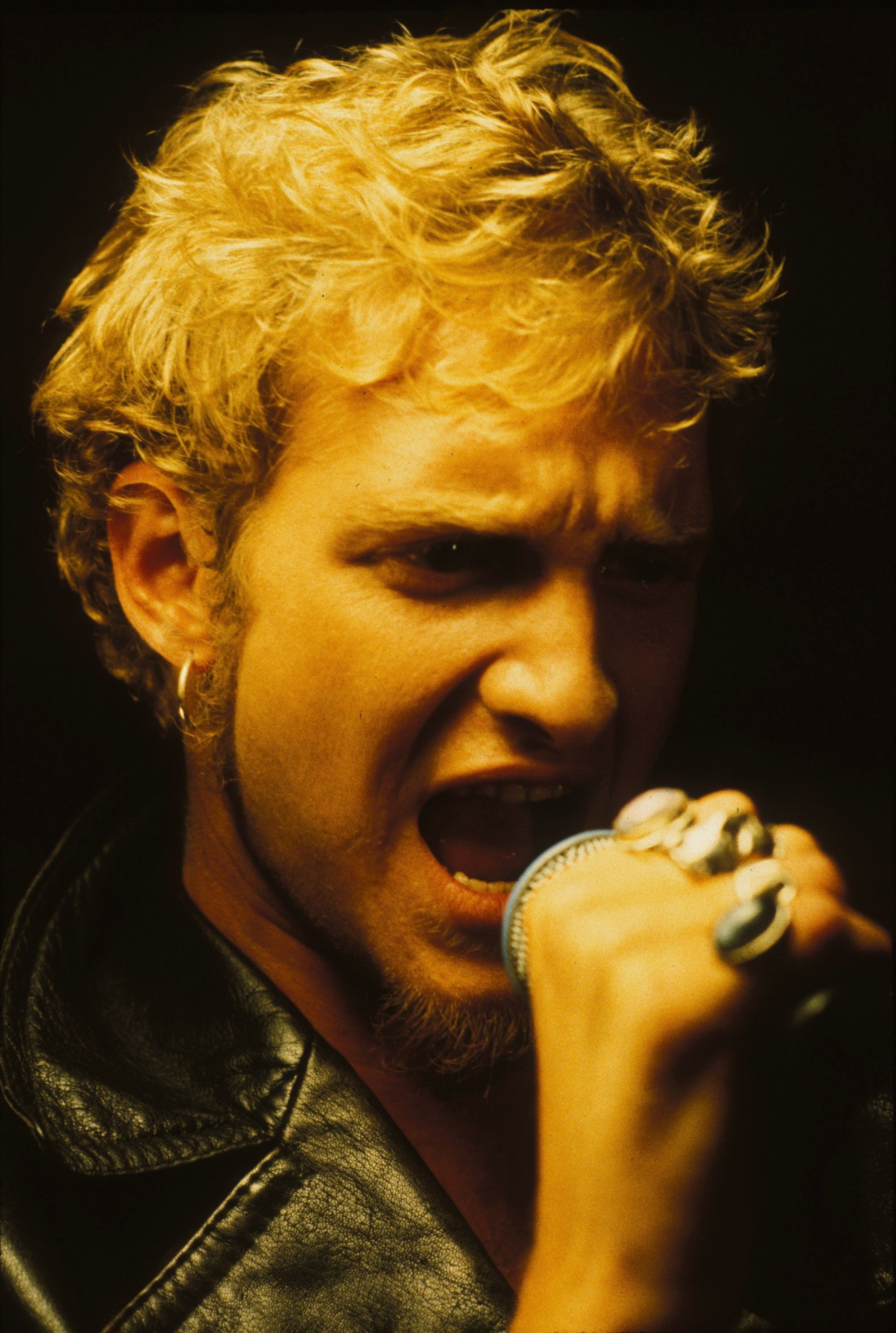alice in chains. Alice In Chains Wallpaper HD Download. Alice in chains, Layne staley, Staley