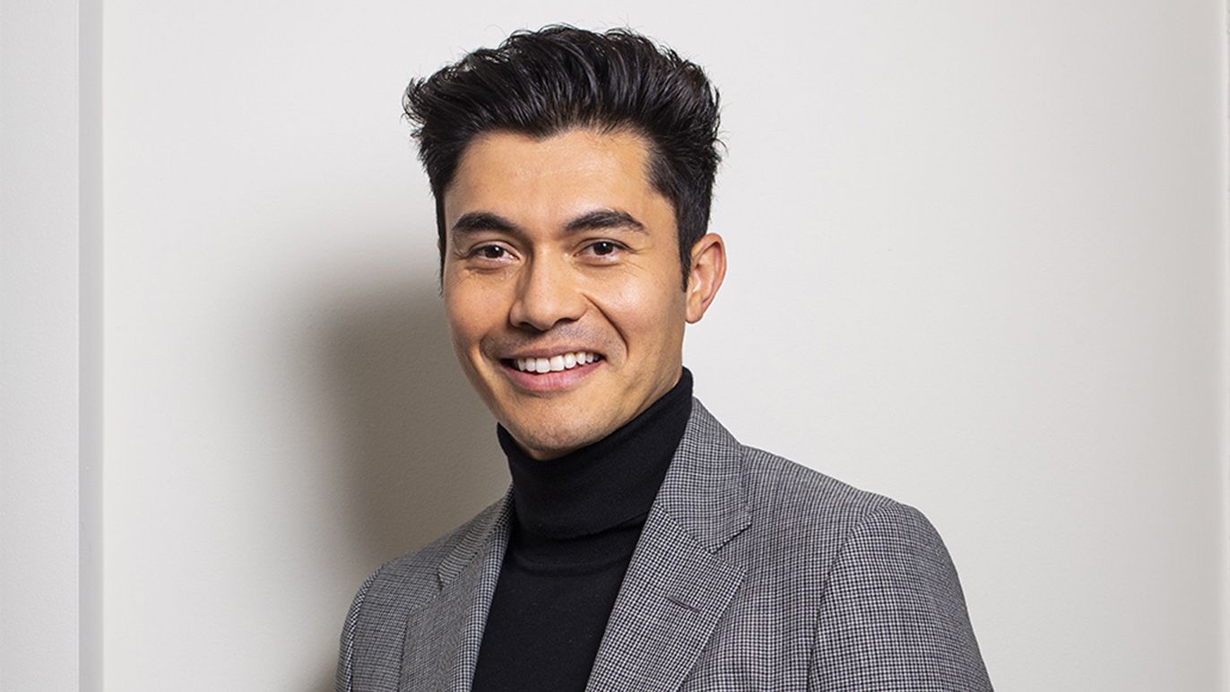 Henry Golding on terrible karaoke and how "Last Christmas" tackle...