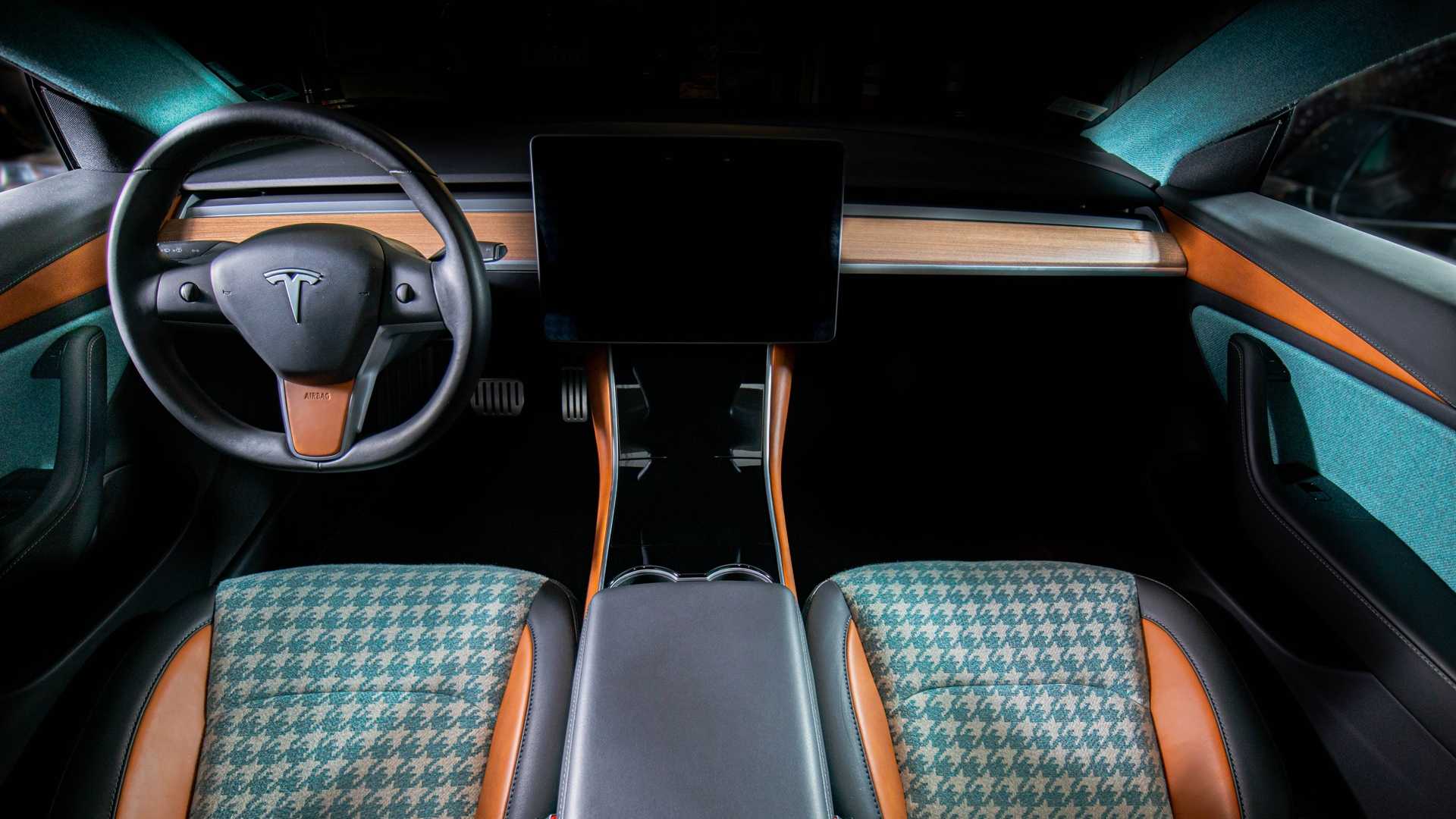Vilner Blings Tesla Model 3 Interior With Houndstooth And Turquoise
