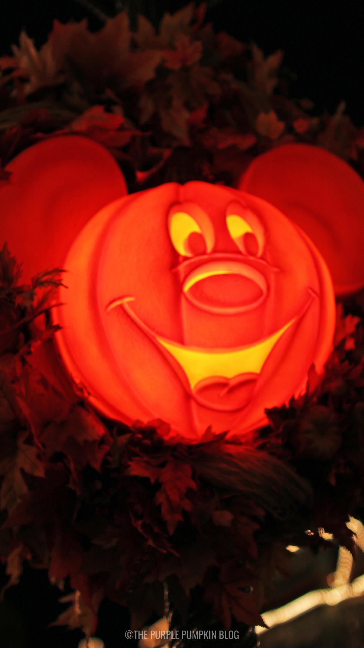 Awesome Disney World Halloween iPhone Wallpaper to Download!