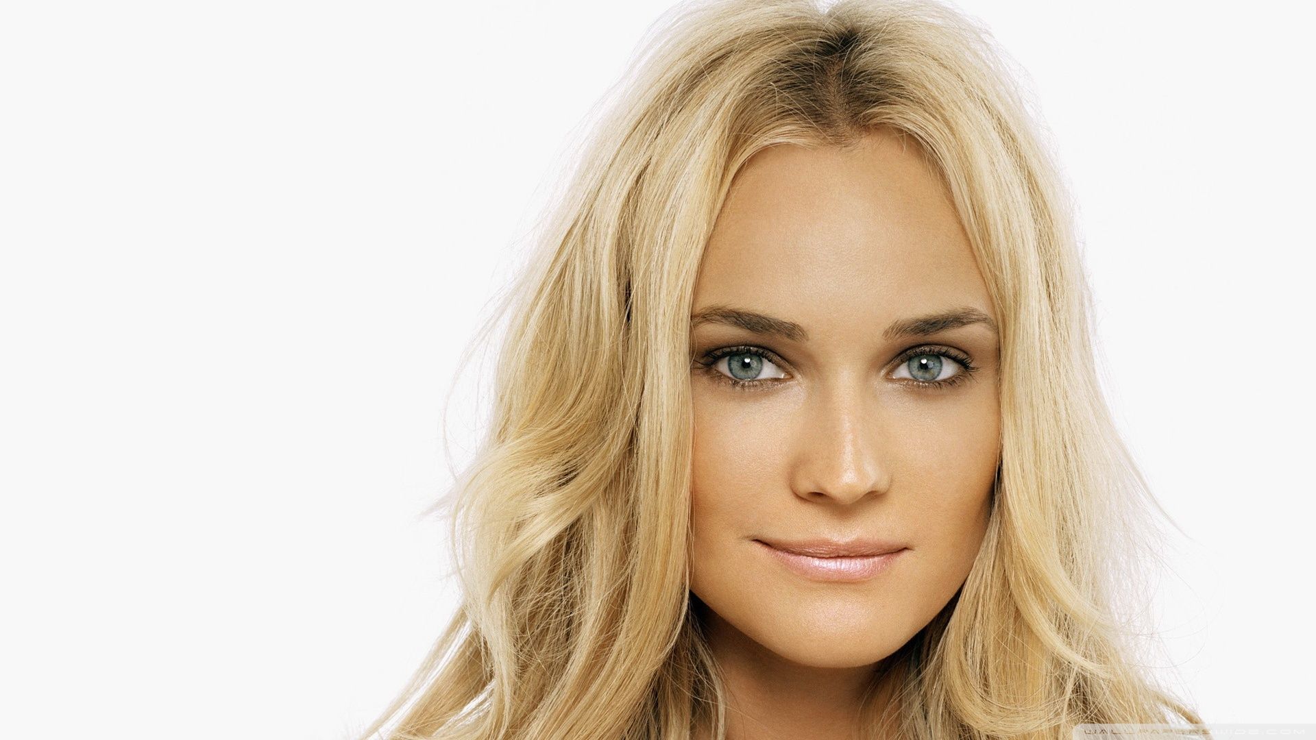 Diane Kruger Ultra HD Desktop Background Wallpaper for 4K UHD TV, Widescreen & UltraWide Desktop & Laptop, Tablet