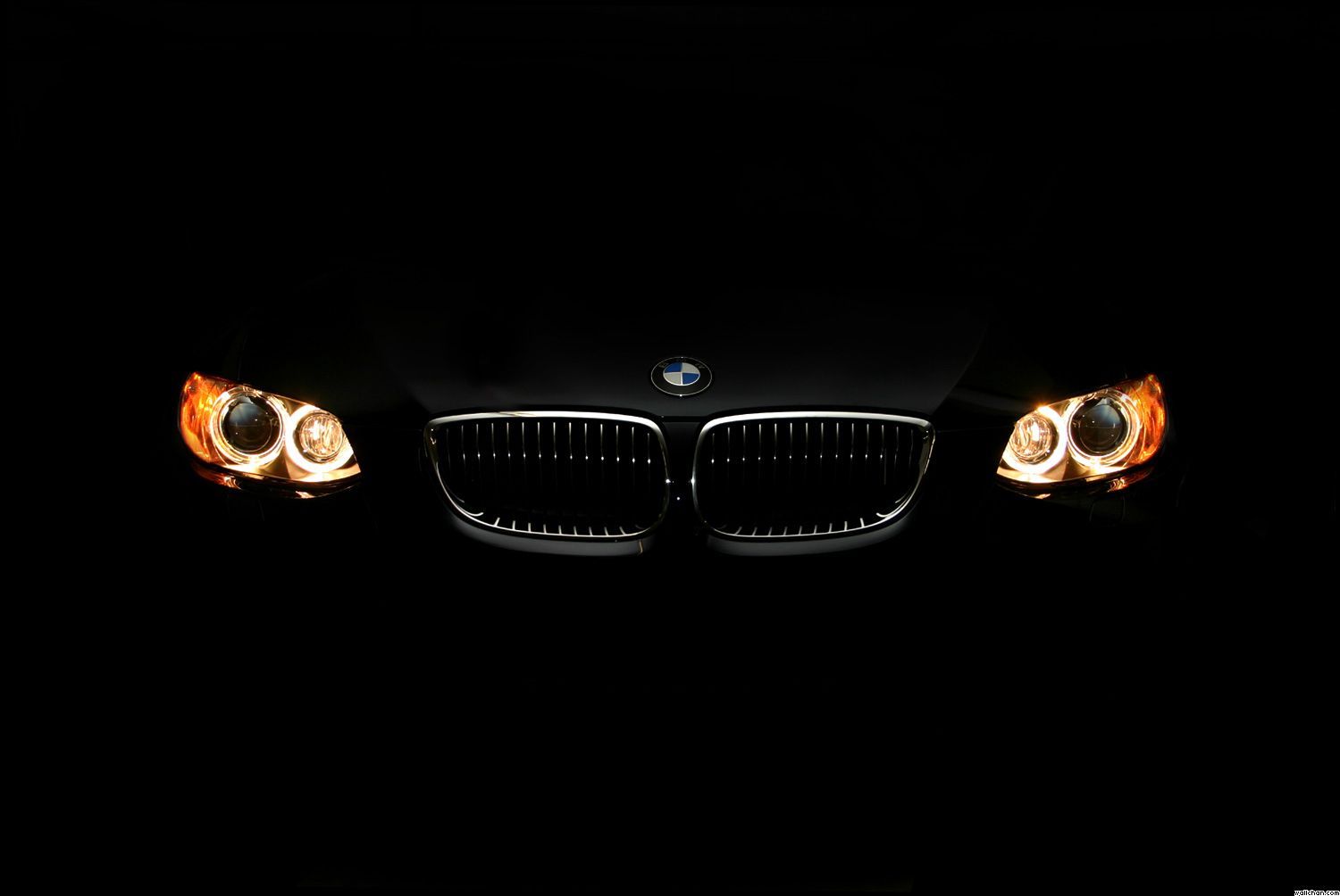 Scary !. But still Attractive ☺. Bmw cars, Bmw black, Bmw wallpaper