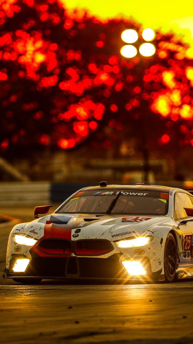 IMSA some new wallpaper? Check out these shots from last year's #Sebring12 race. Happy #WallpaperWednesday and don't forget to purchase your discounted tickets before tomorrow!