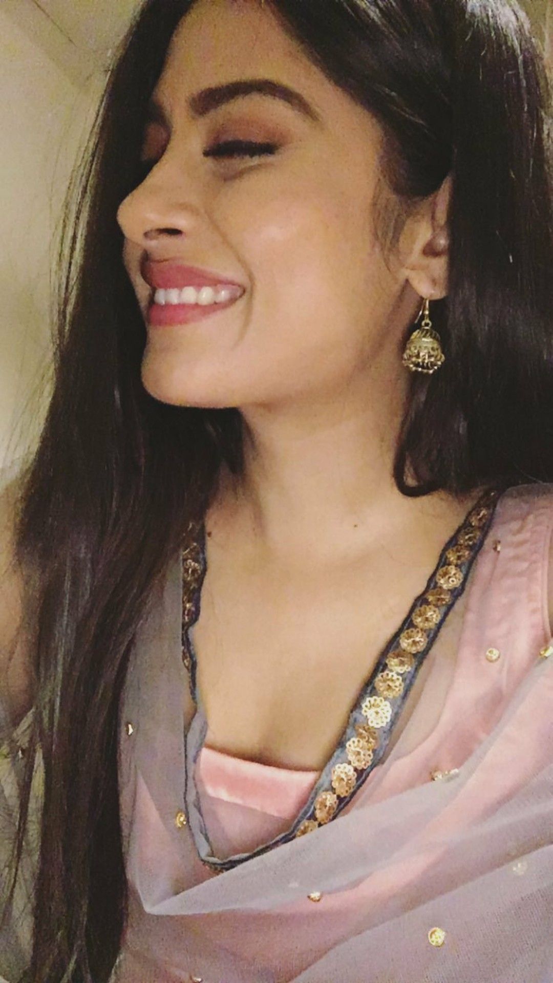 Follow me krishna Mukherjee. Stylish girl image, Beauty girl, Stylish girl