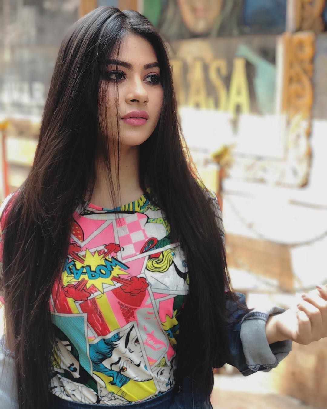 Image may contain: 2 people. Stylish girl image, Stylish girl pic, Stylish girl