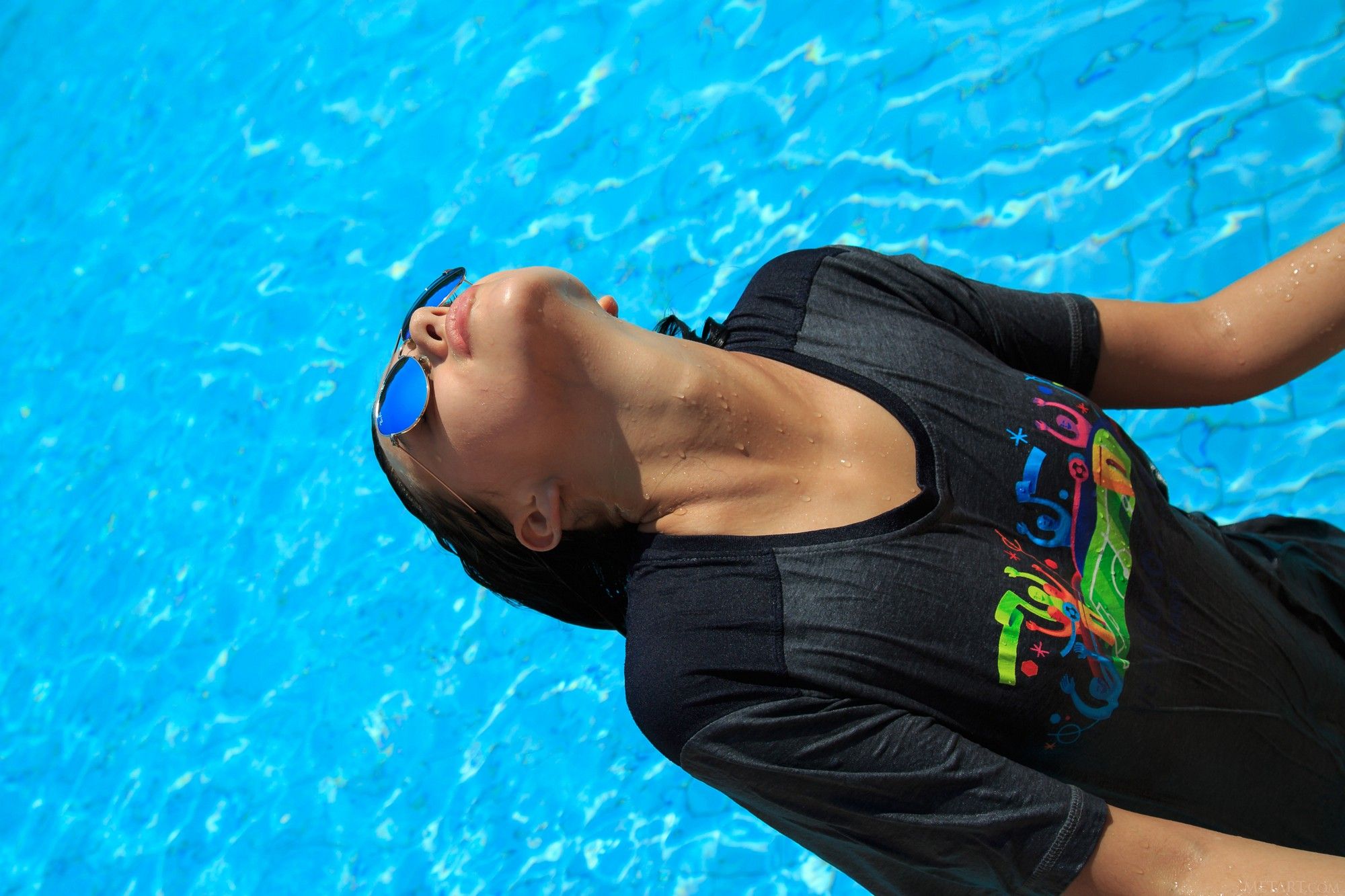 #wet Clothing, #swimming Pool, #Venice Lei, #sunglasses, #women, #water Drops, #brunette, #T Shirt, #MetArt, Wallpaper. Mocah.org HD Desktop Wallpaper