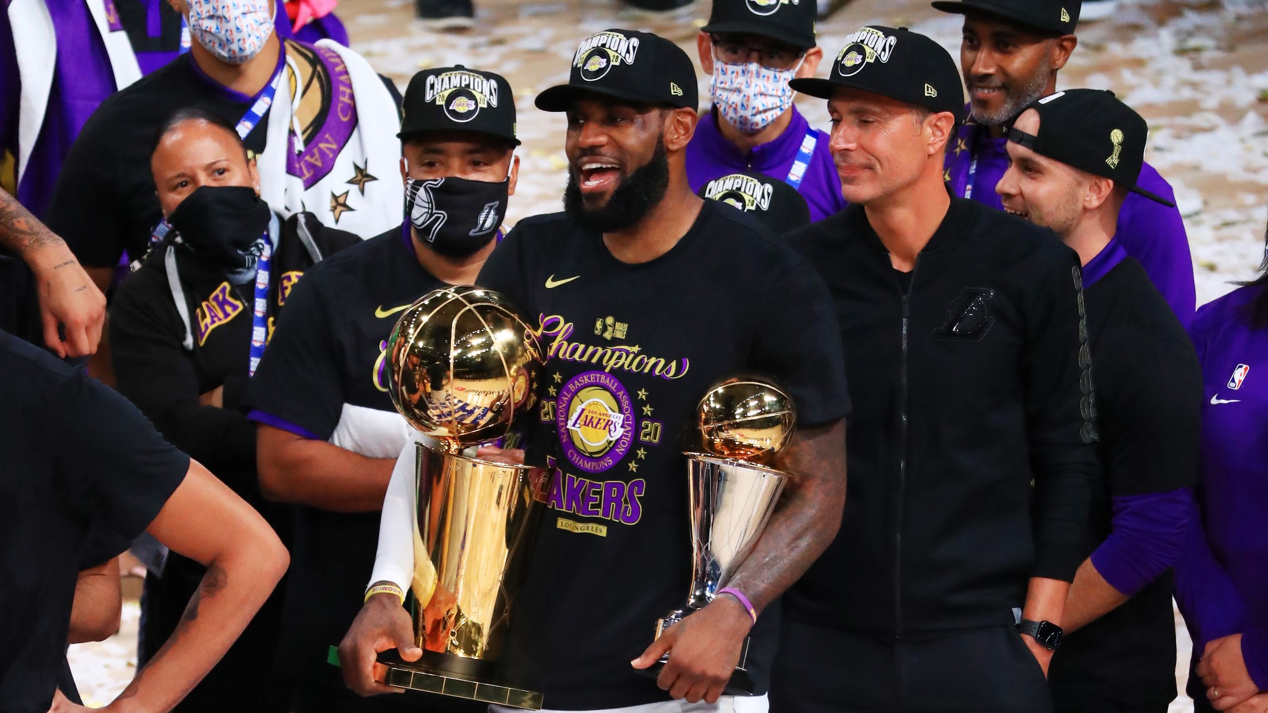 洛杉矶湖人夺得2019-2020赛季NBA总冠军 | 机核 GCORES