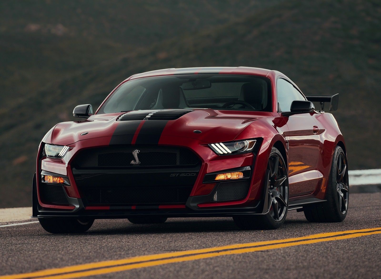 Ford Mustang Shelby GT500 Front Wallpaper (23)