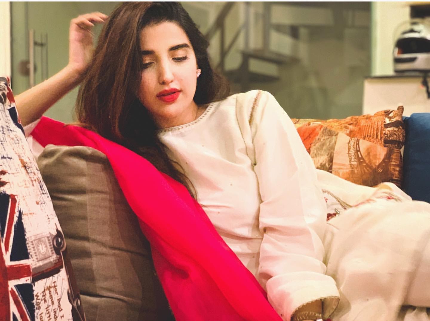 Hot Busty Hareem Farooq Wallpaper. Big Boobs Pakistani Stylish Girl, Pakistani Actress Photo