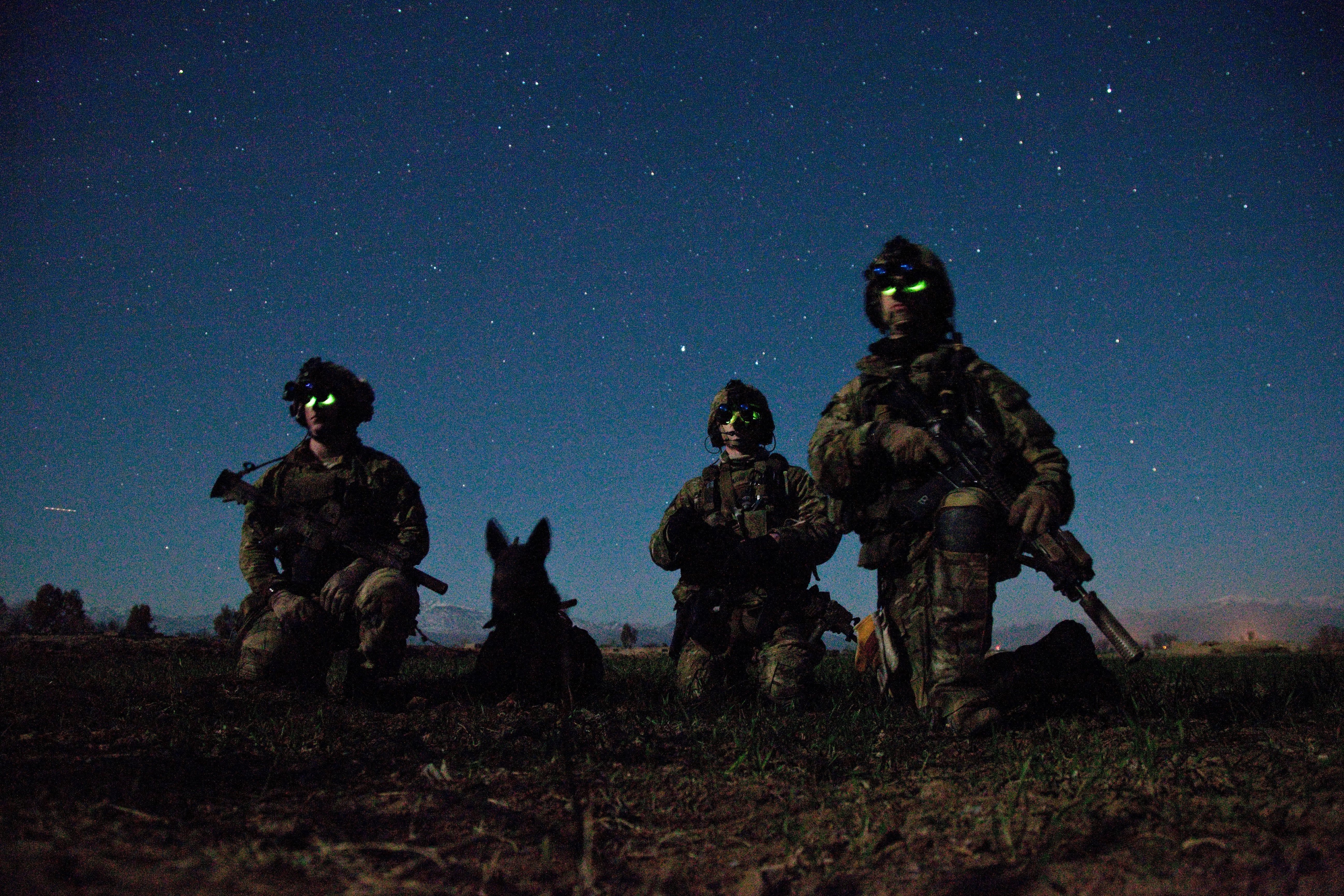 3rd Battalion, 75th Ranger Regiment with a military working dog while on operation in Afghanistan, 2012 [5192x3461]