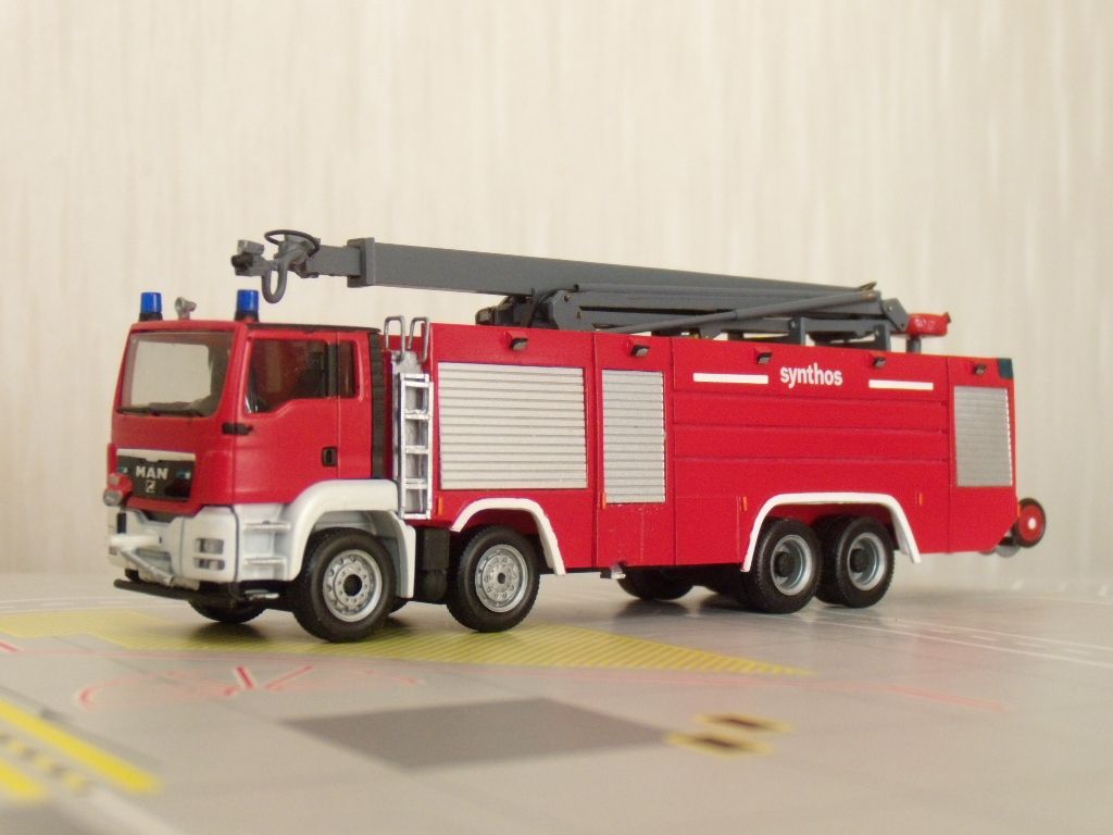 1 87 Rosenbauer HRET Nowy Nabytelc SYNTHOS DWORY 7