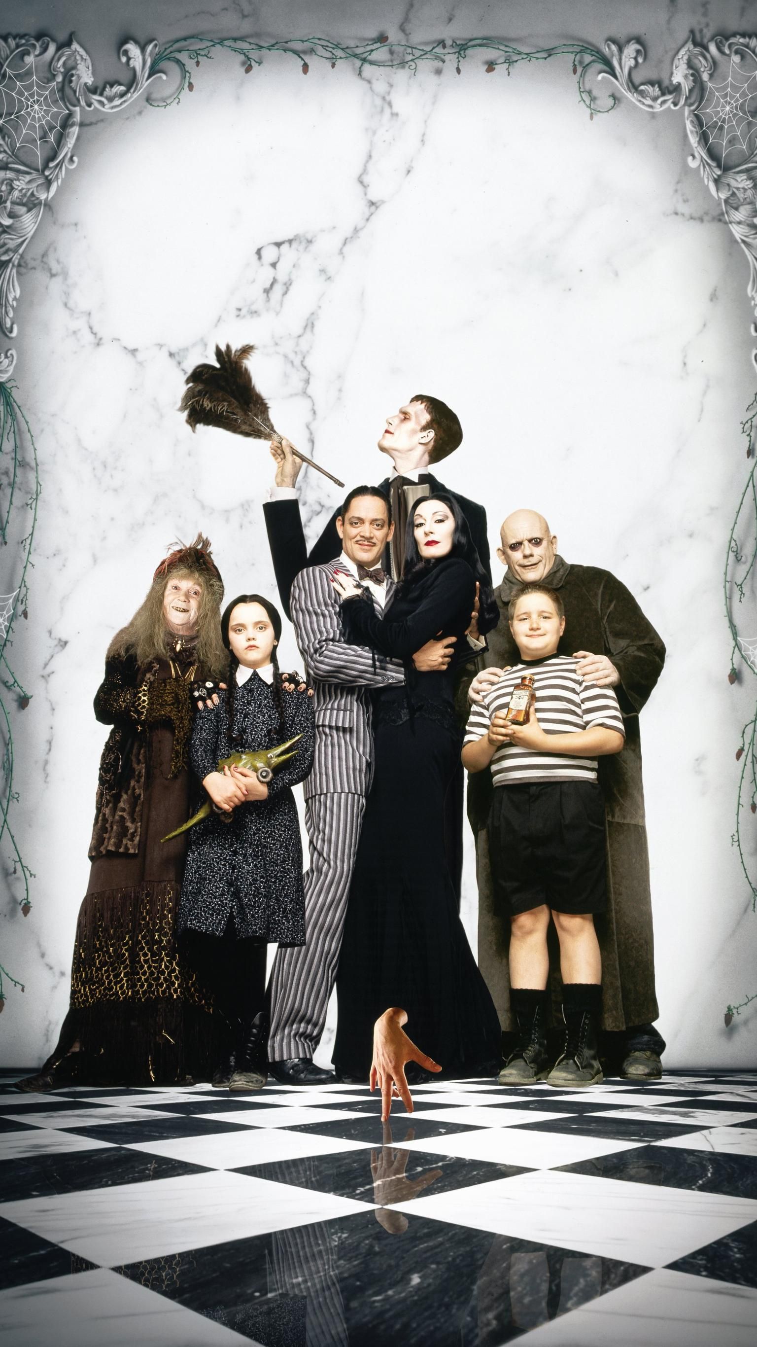 The Addams Family (1991) Phone Wallpaper. Addams family movie, Addams family poster, Addams family halloween costumes