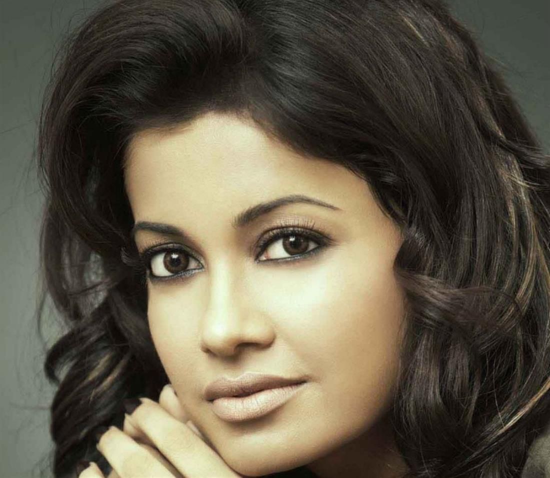 Janvi Chheda Wallpaper, Selfie, Image, pic, HD Image, picture, Photo