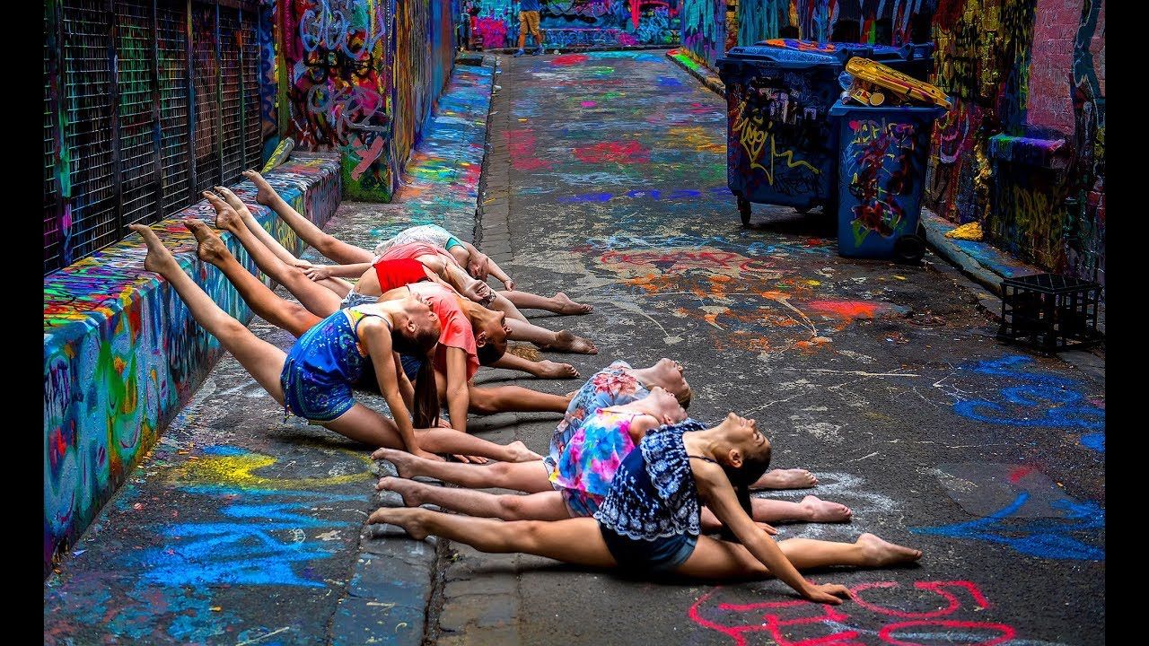 MINUTE PHOTO CHALLENGE WITH 8 INCREDIBLE DANCERS IN MELBOURNE (Rebecca Davies)