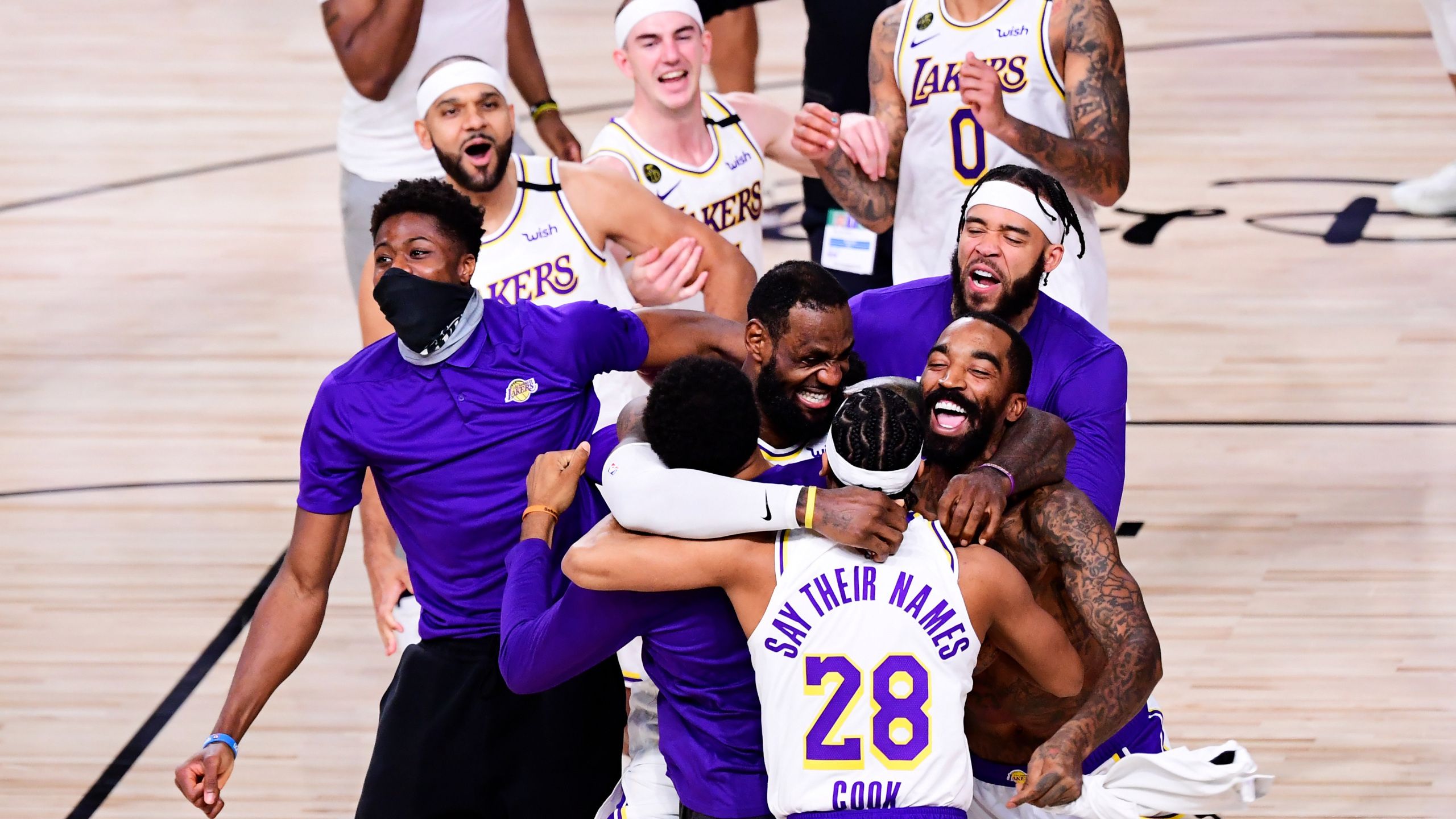 No L.A. victory parade planned yet to celebrate Lakers win amid pandemic