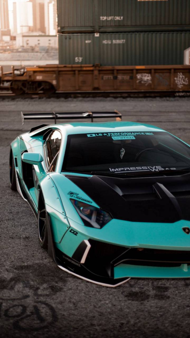 Widebody Lambo wallpaper