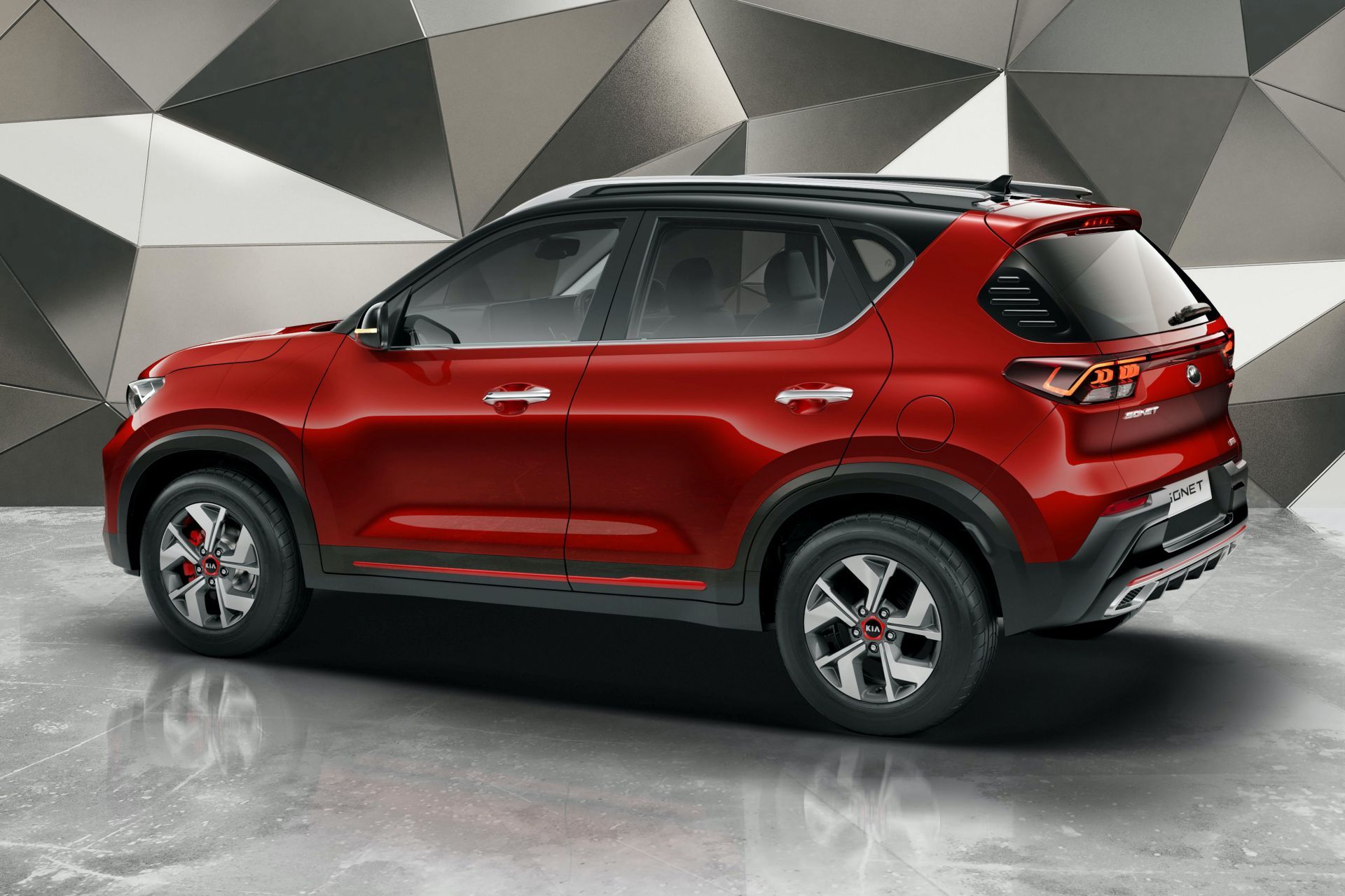 Kia Sonet Encapsulates The Brand's SUV Know How In A Tiny Package