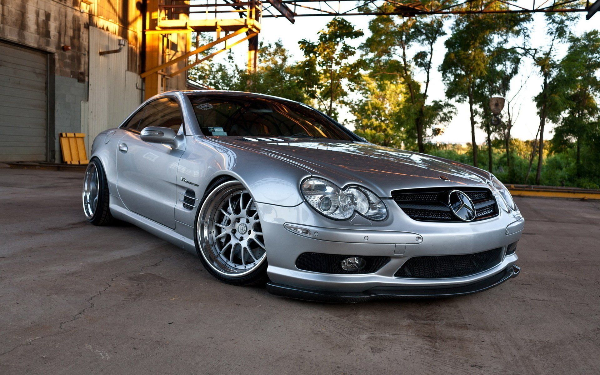 Silver Mercedes Benz SL 55 AMG. Kaffeesatz, Cl 500, Autos