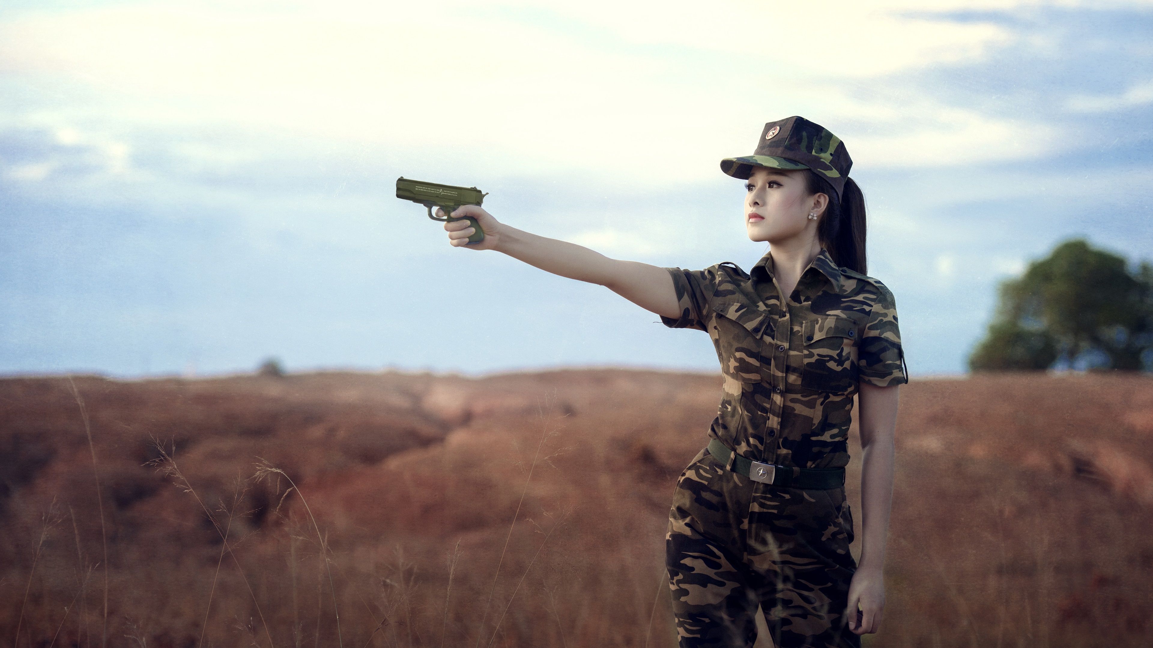 Wallpaper Female soldier, Asian girl, use gun, camouflage 3840x2160 UHD 4K Picture, Image