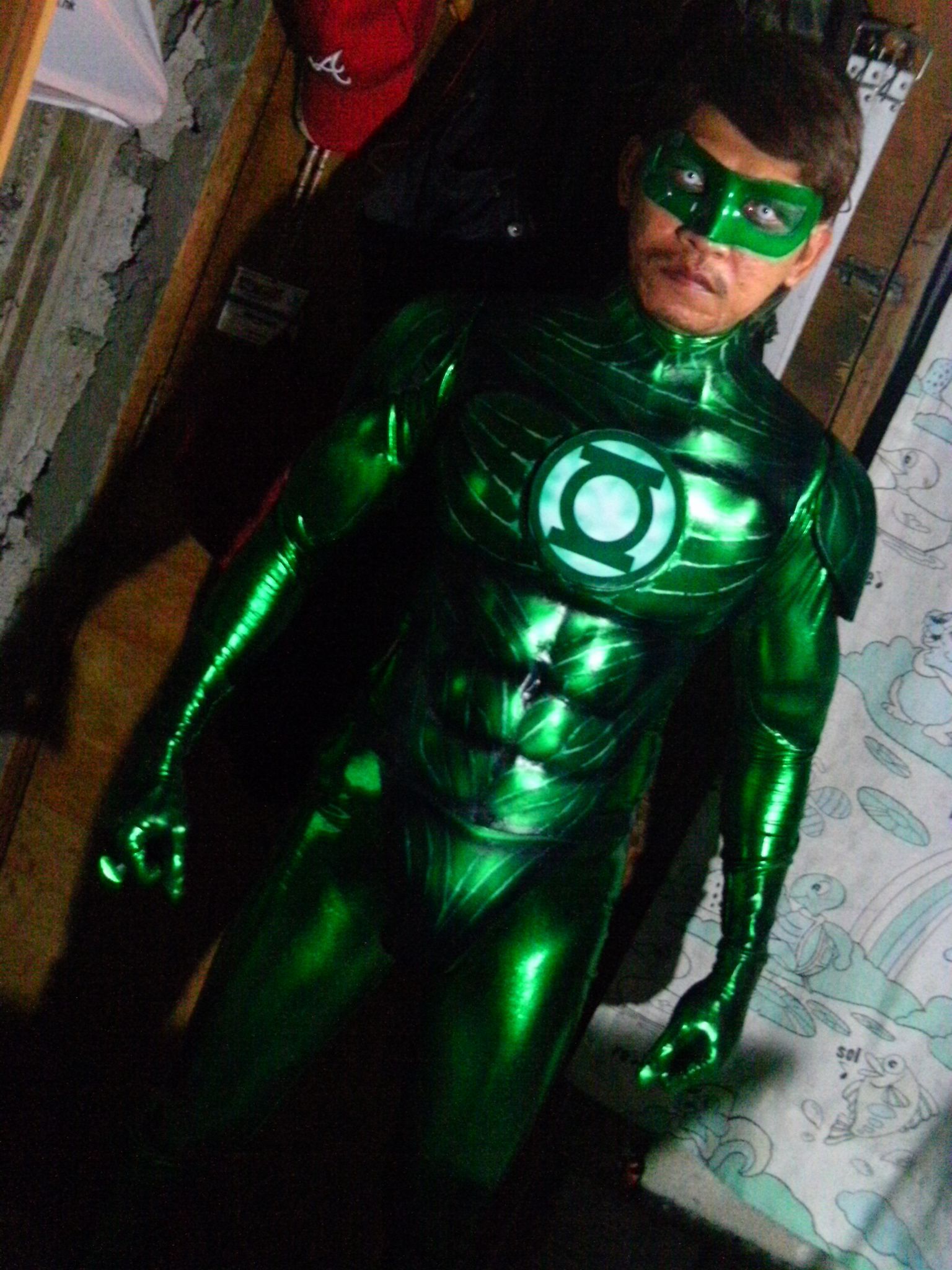 Green Lantern cosplay that looks cooler than the movie costume. Green lantern cosplay, Green lantern costume, Superhero cosplay