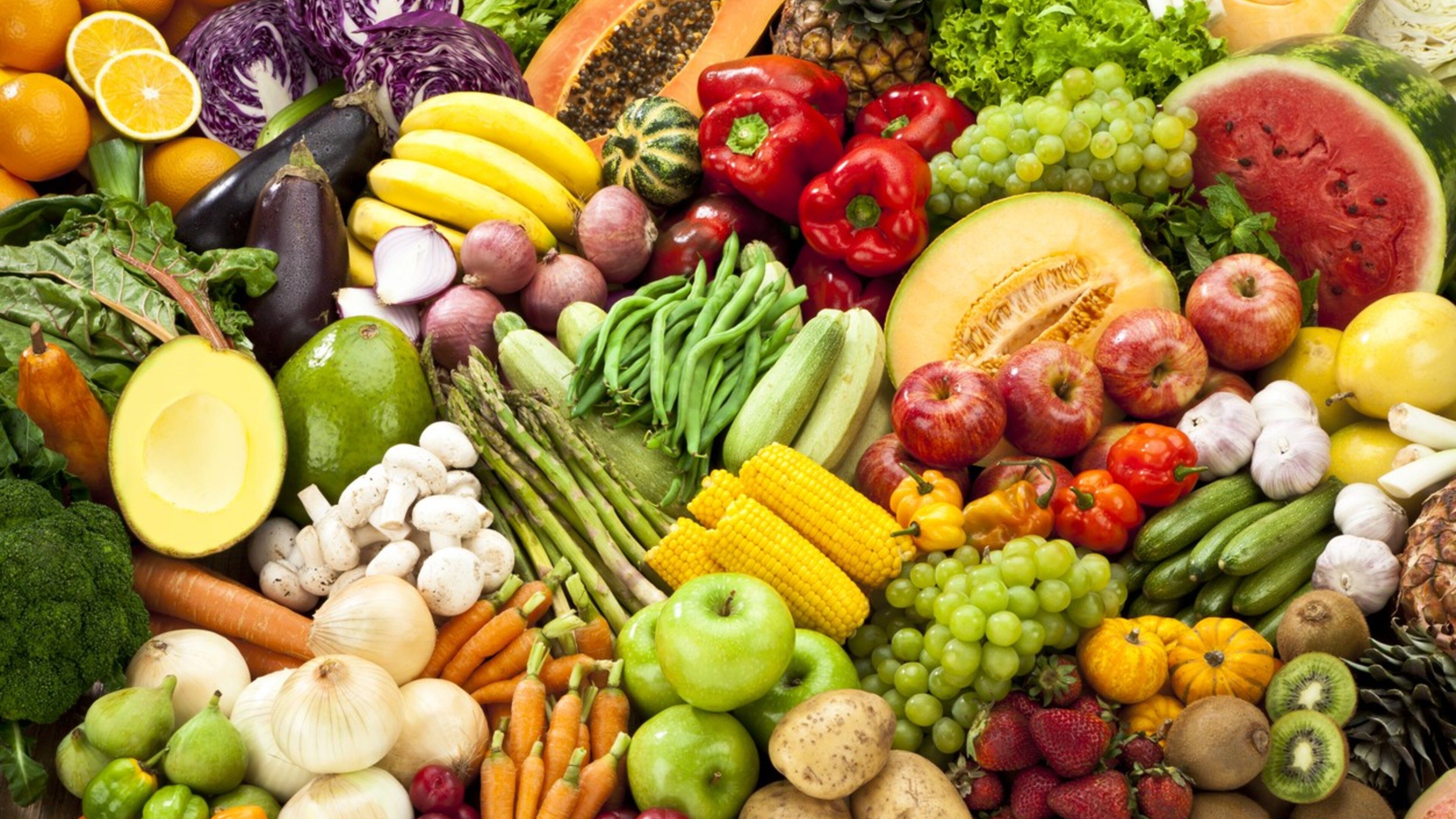 Продукты на растительной основе. Овощи и фрукты. Здоровое питание. Продукты овощи. Растительная пища.