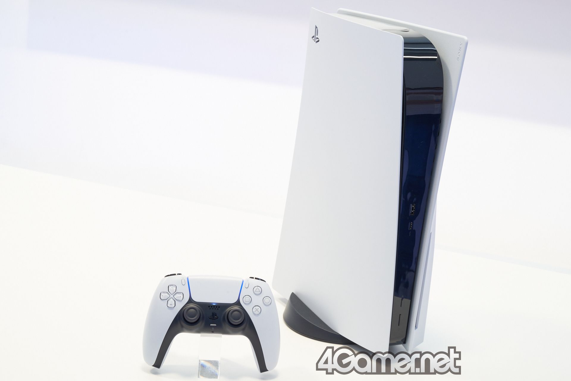PS5 Console And Controller Shown In Person In Japan Photo And Video