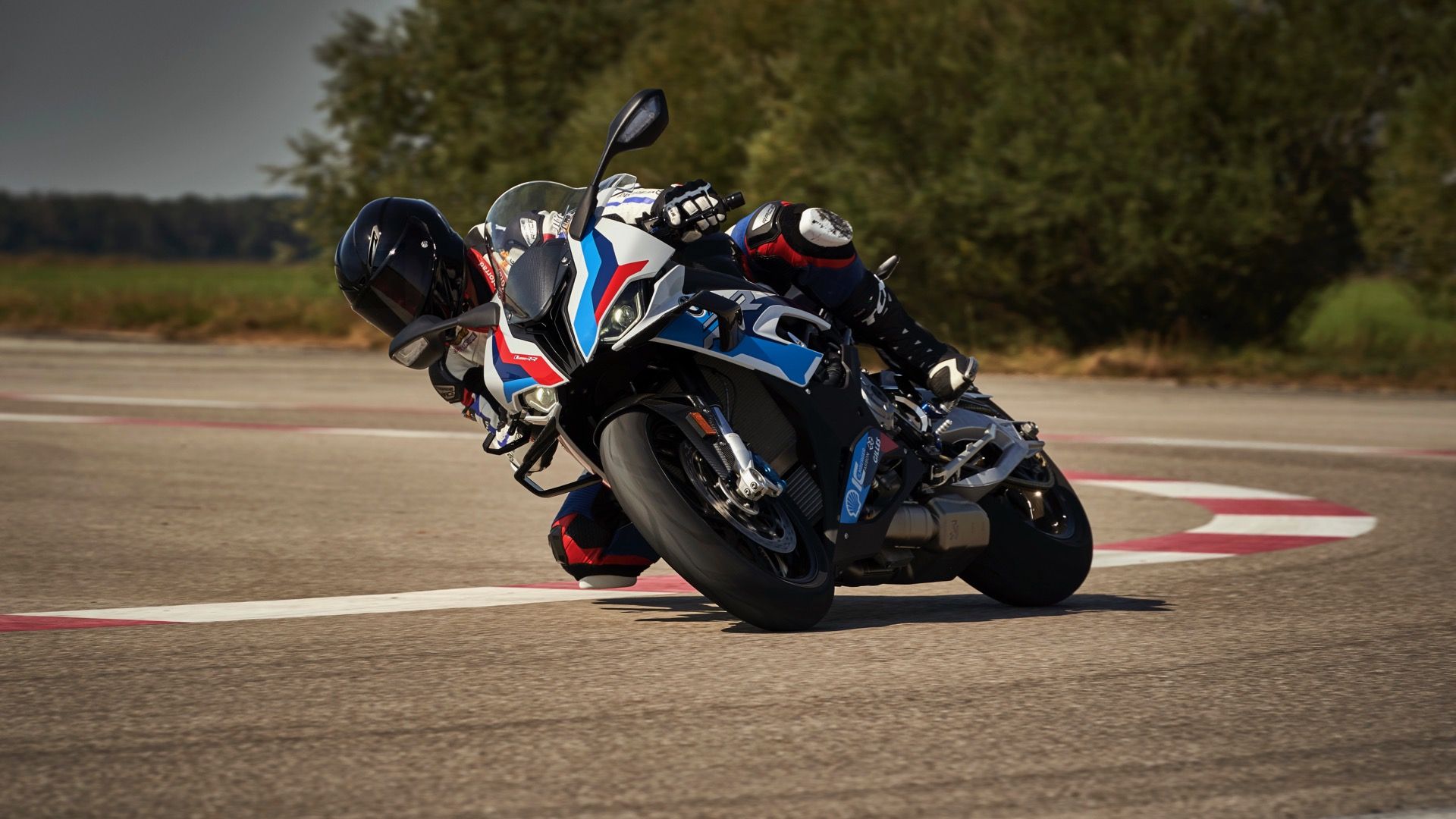 BMW M 1000 RR is the M division's first motorcycle