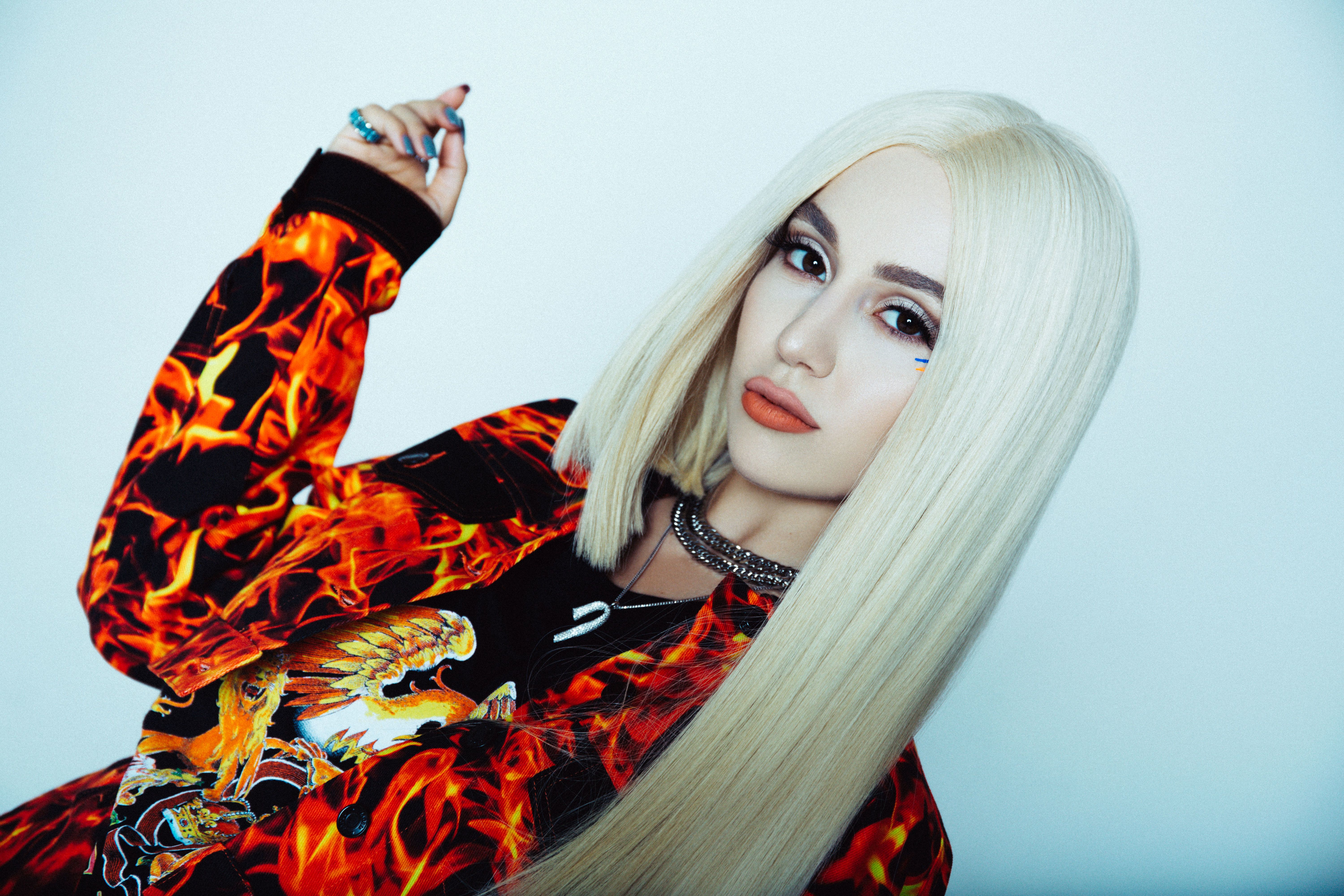 Ava Max Wallpaper, HD Celebrities 4K Wallpaper, Image, Photo and Background
