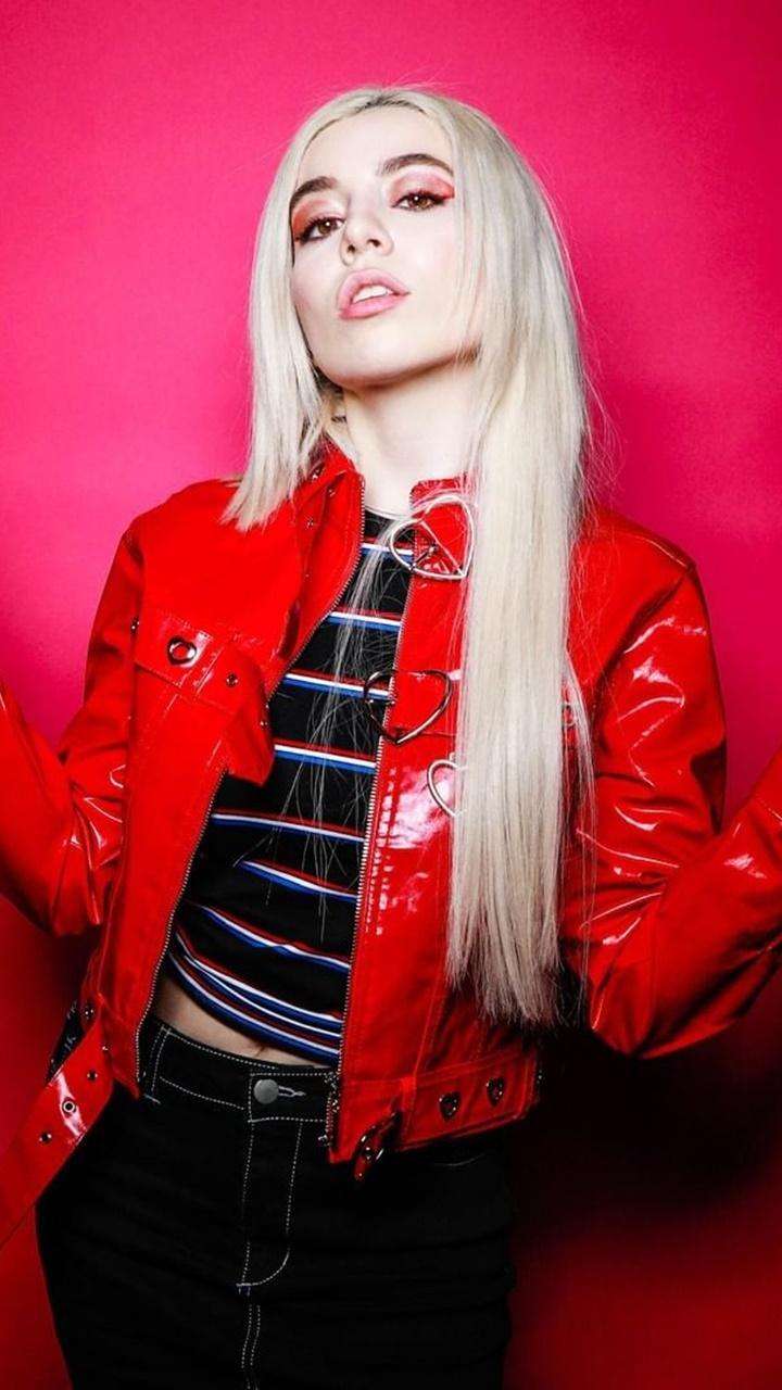 Ava Max Wallpaper APK for Android Download