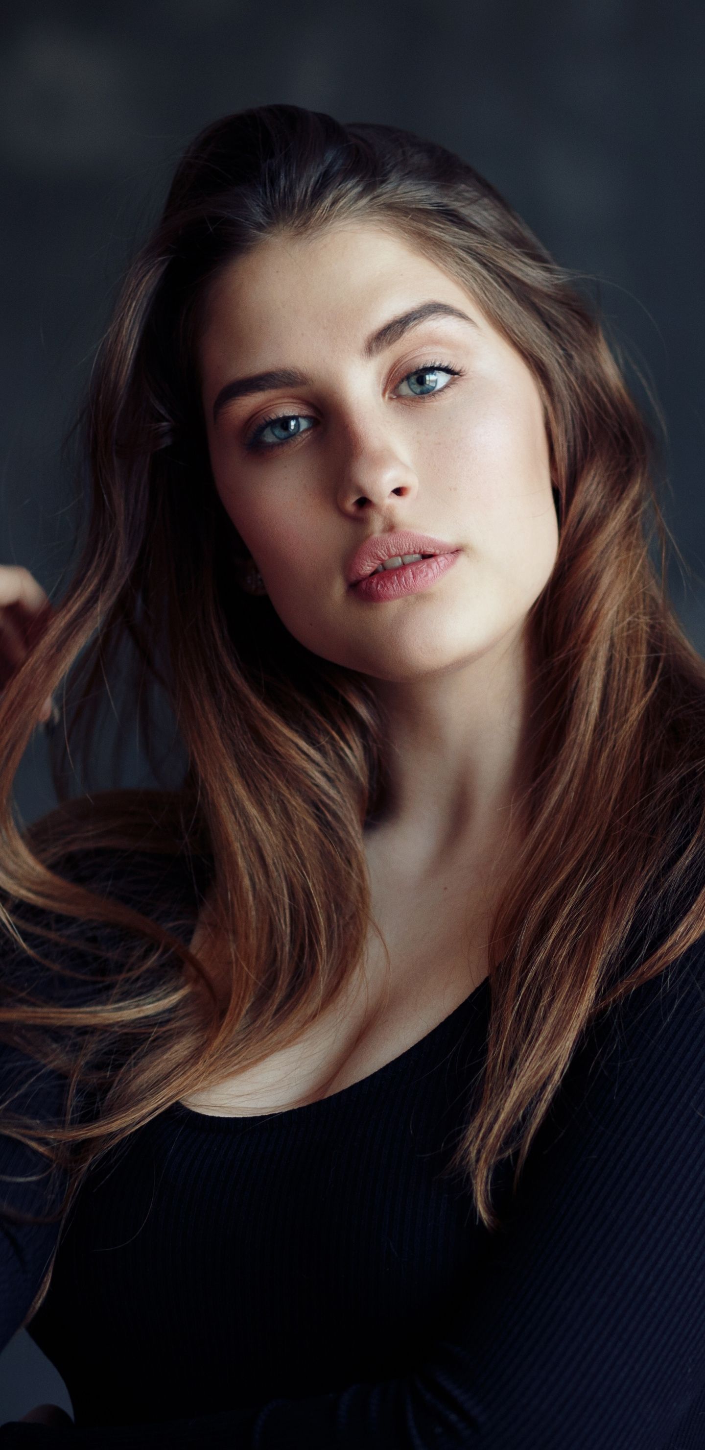Hot and brunette, girl model, beautiful wallpaper. Girl model, Model photo, Beautiful girl wallpaper