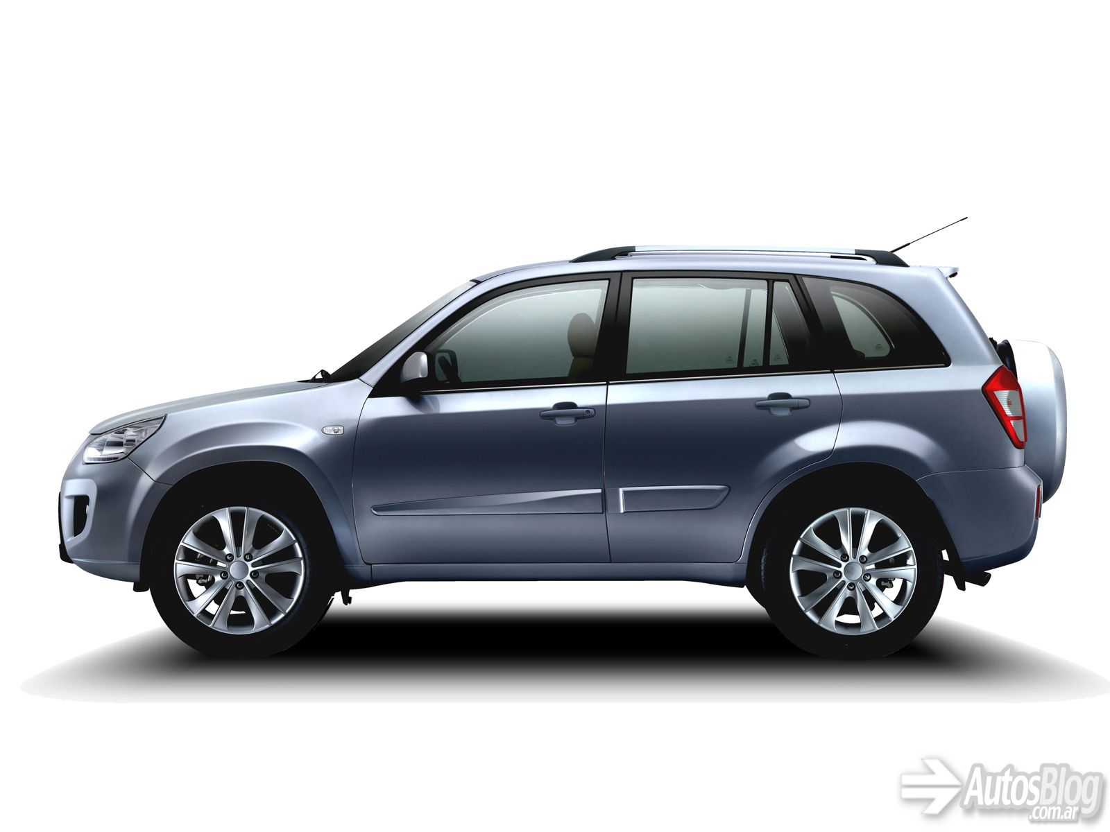 1600x1200px Chery Tiggo 325.72 KB