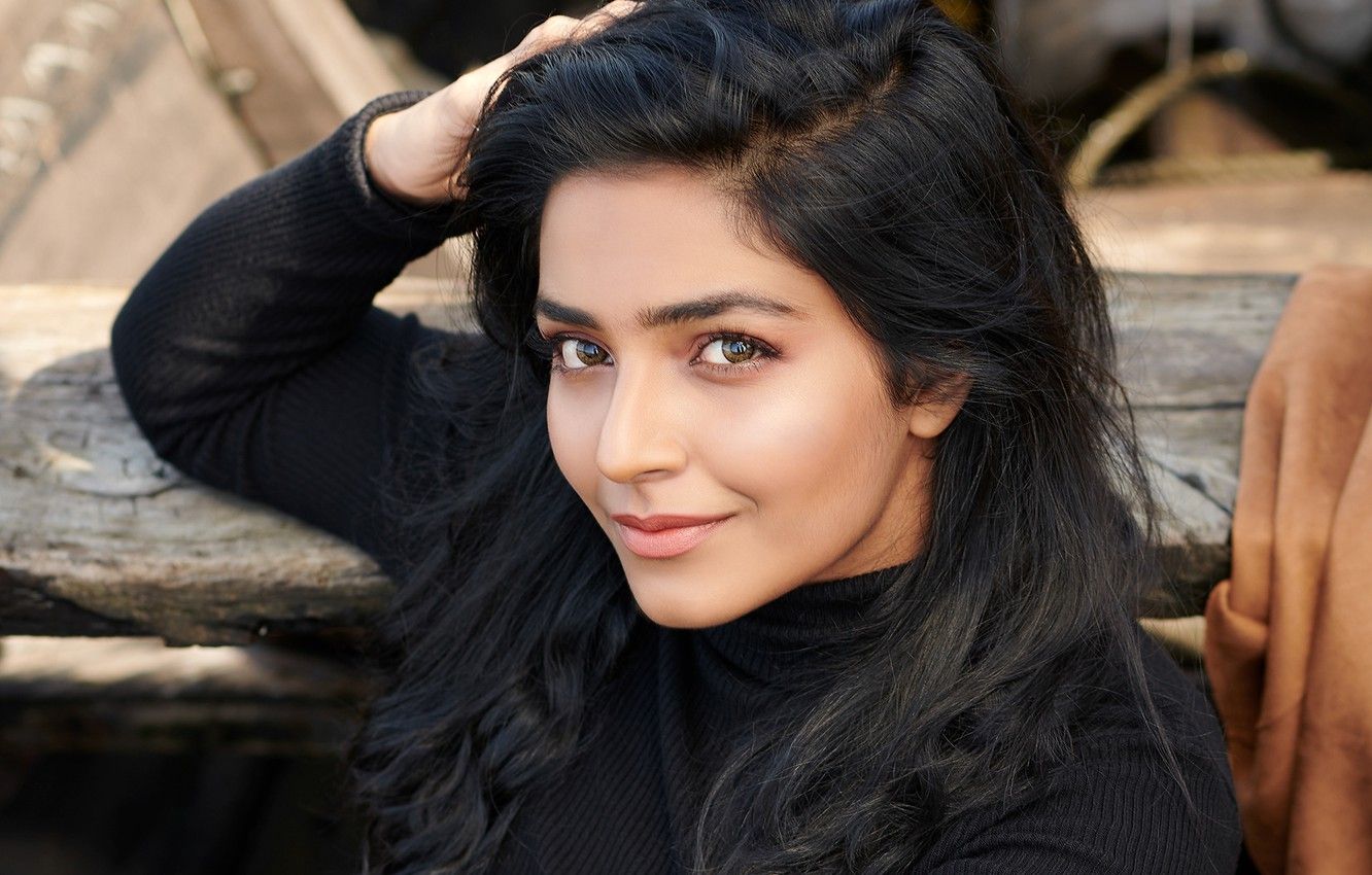 Wallpaper girl, smile, indian, actress, bollywood, makeup, Rajisha vijayan image for desktop, section девушки