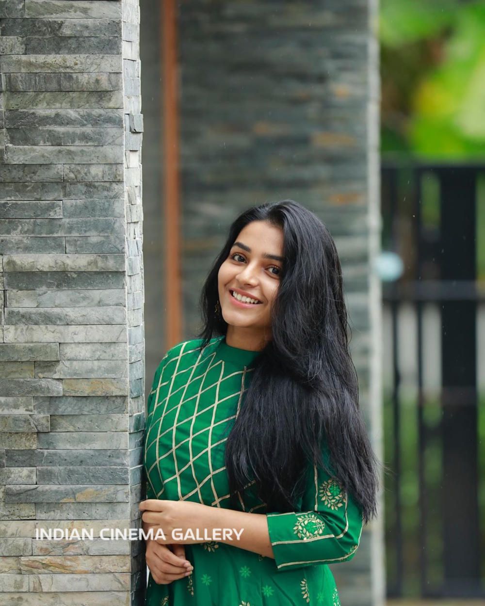 Rajisha Vijayan Actress Photo Stills Gallery