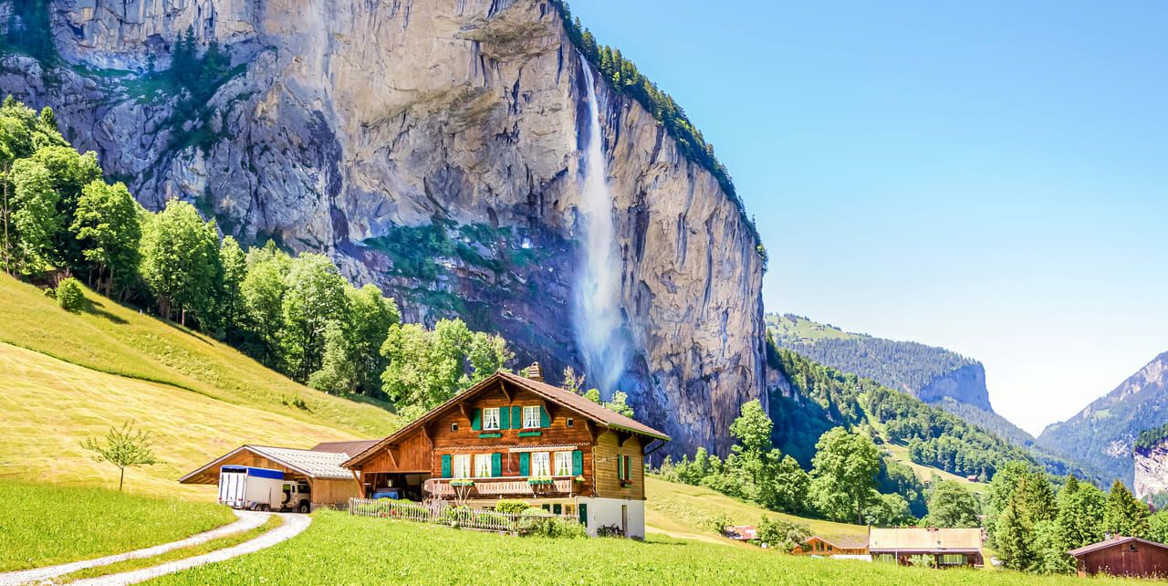 Waterfalls in Lauterbrunnen: With Distance & Best Time