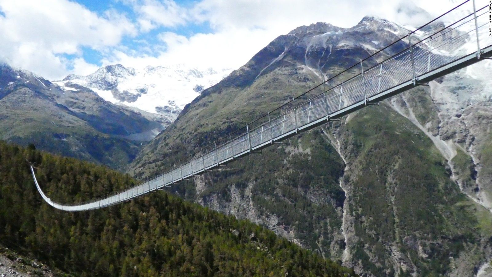 World's longest pedestrian suspension bridge opens